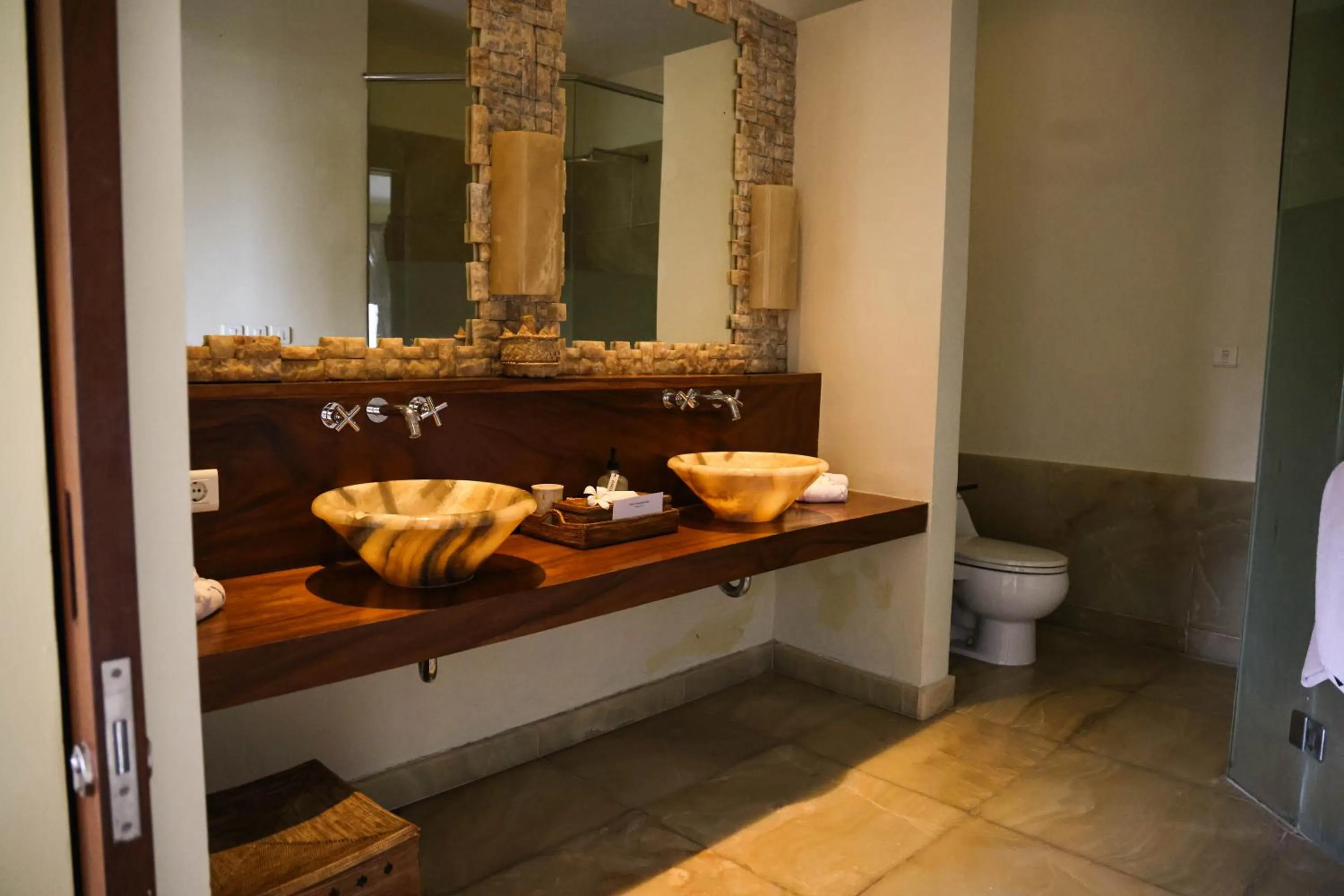 Toilet in The Longhouse, Jimbaran - Bali