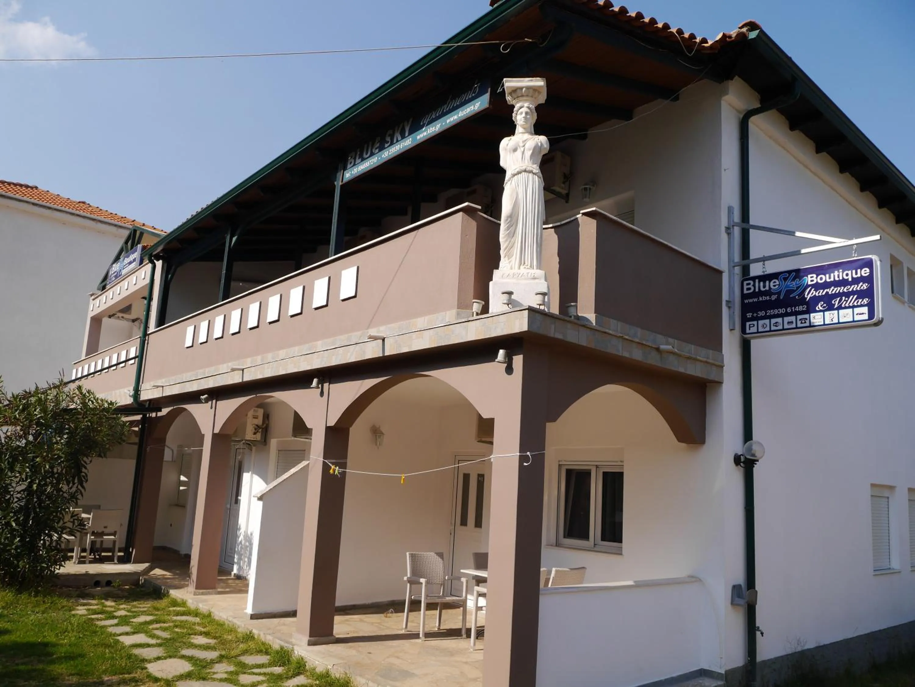 Property building in Blue Sky Villas