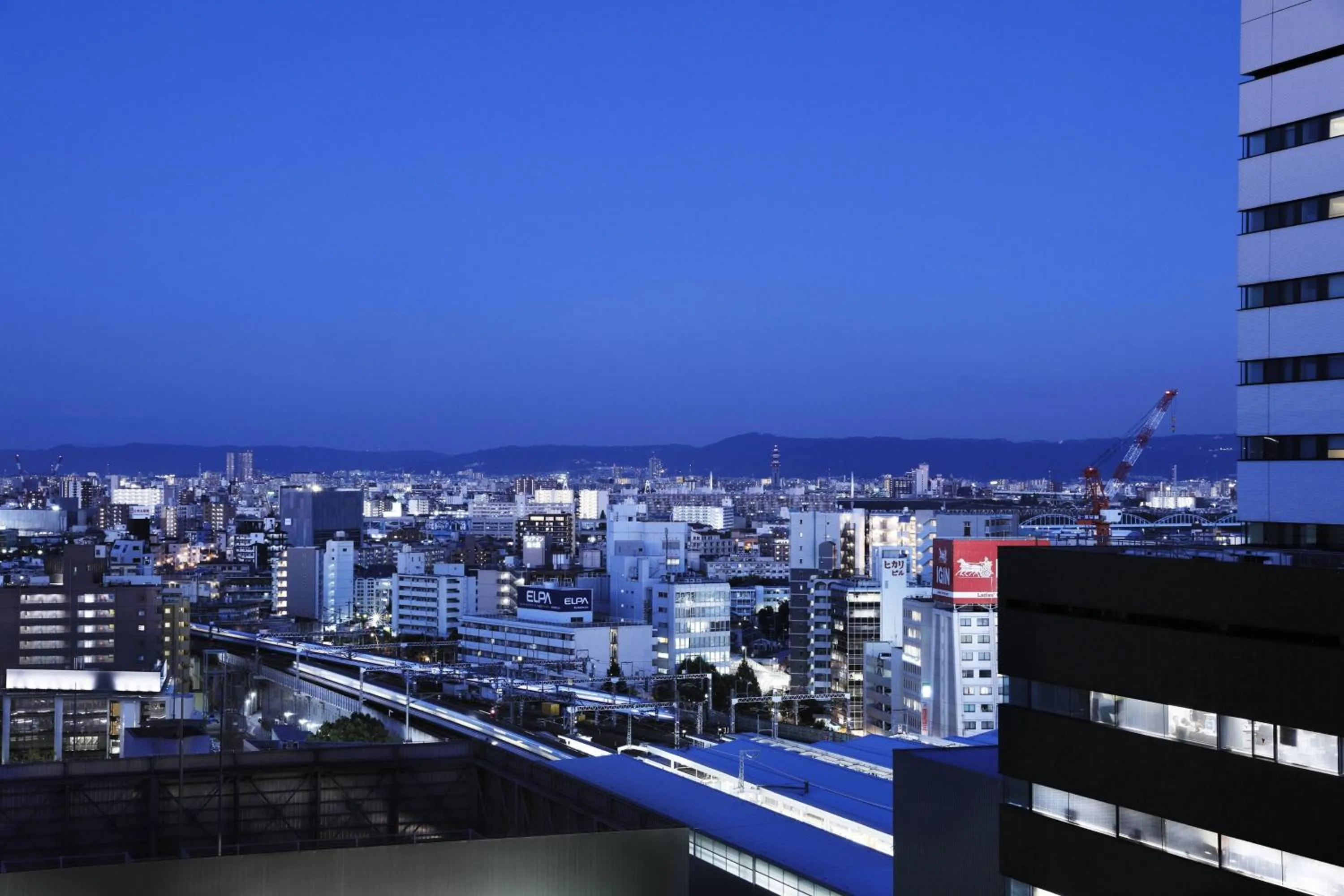 Photo of the whole room in Courtyard by Marriott Shin-Osaka Station