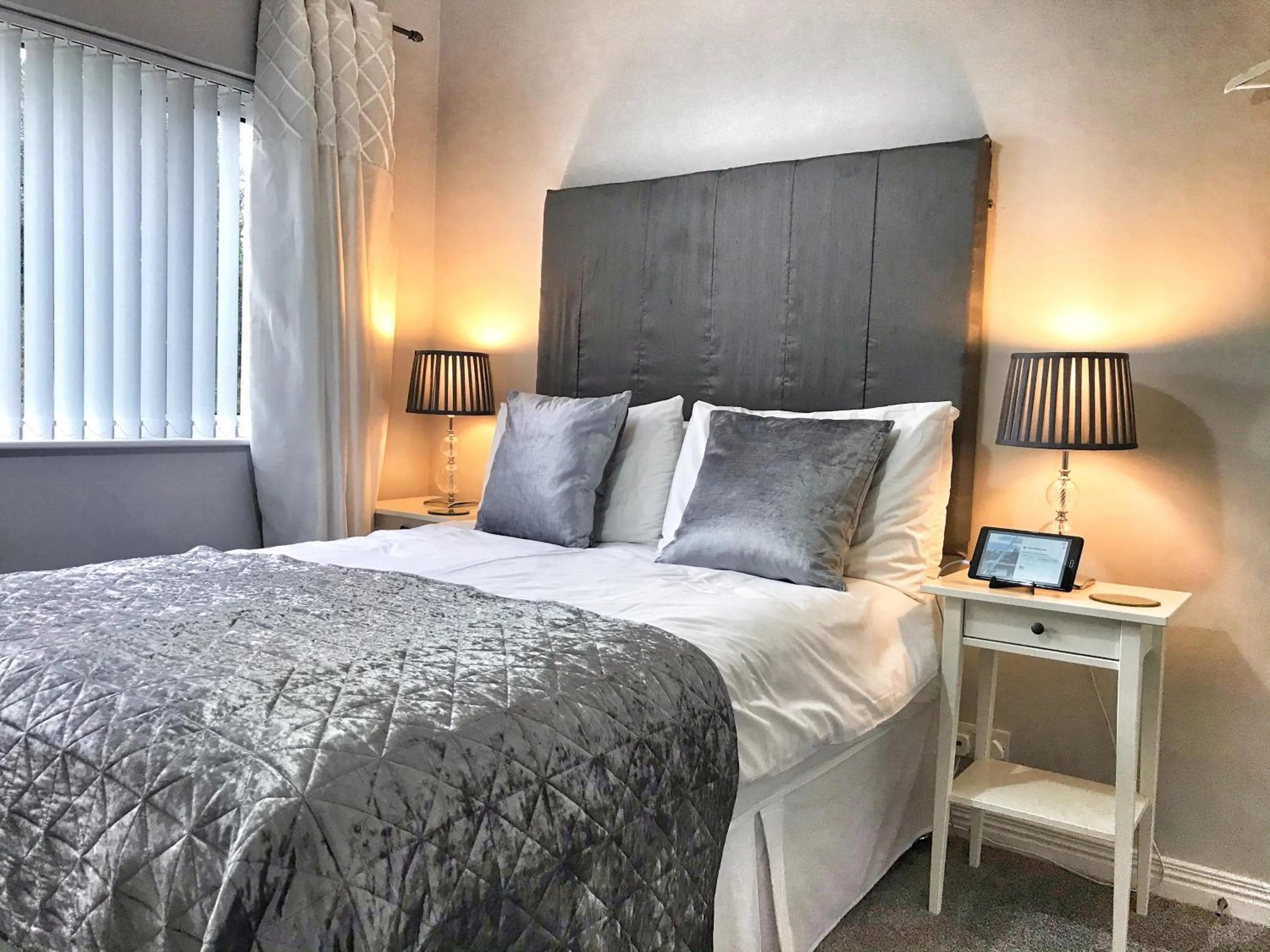 Bed in Elagh View Bed & Breakfast