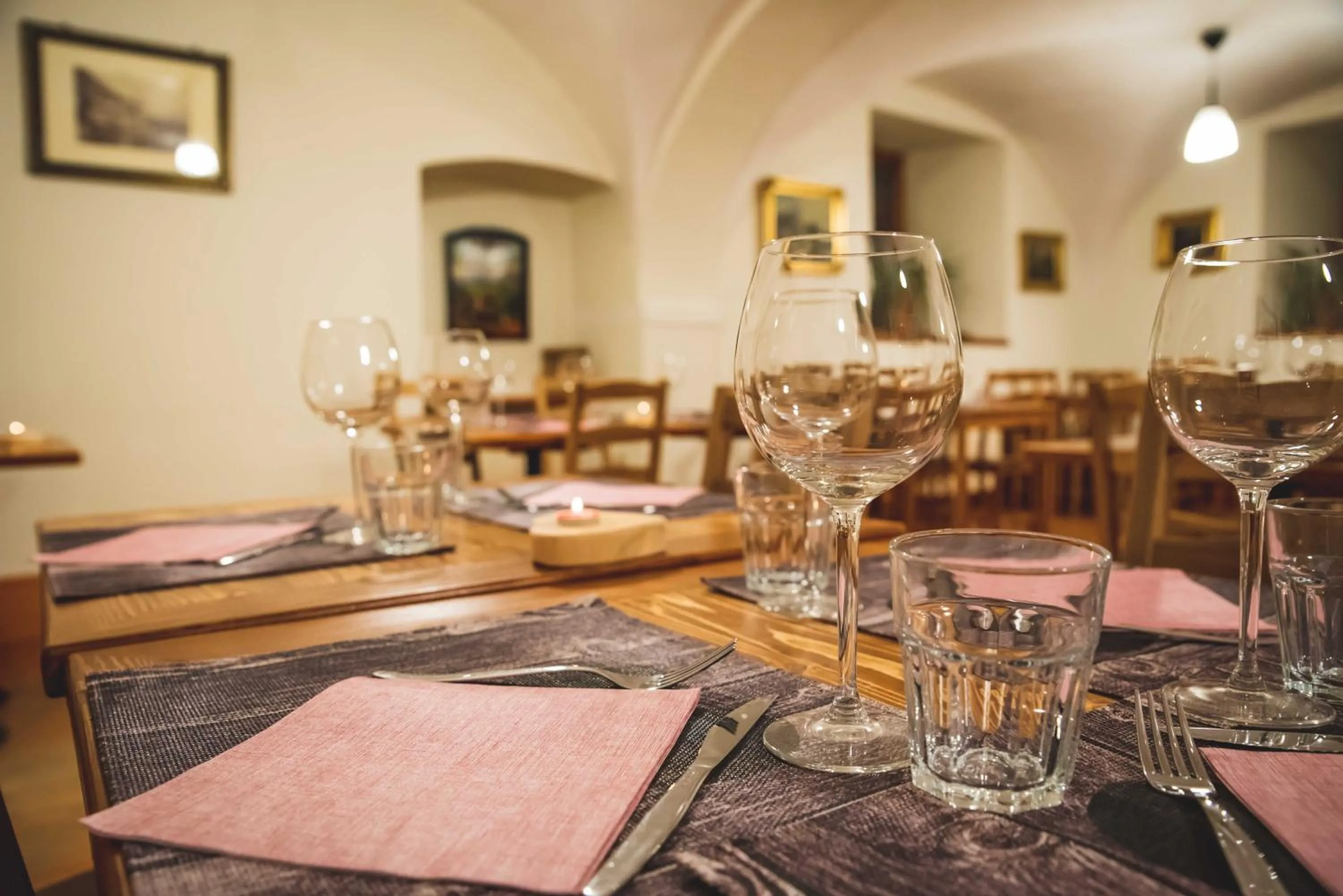 Restaurant/places to eat in Hotel La Villa della Regina