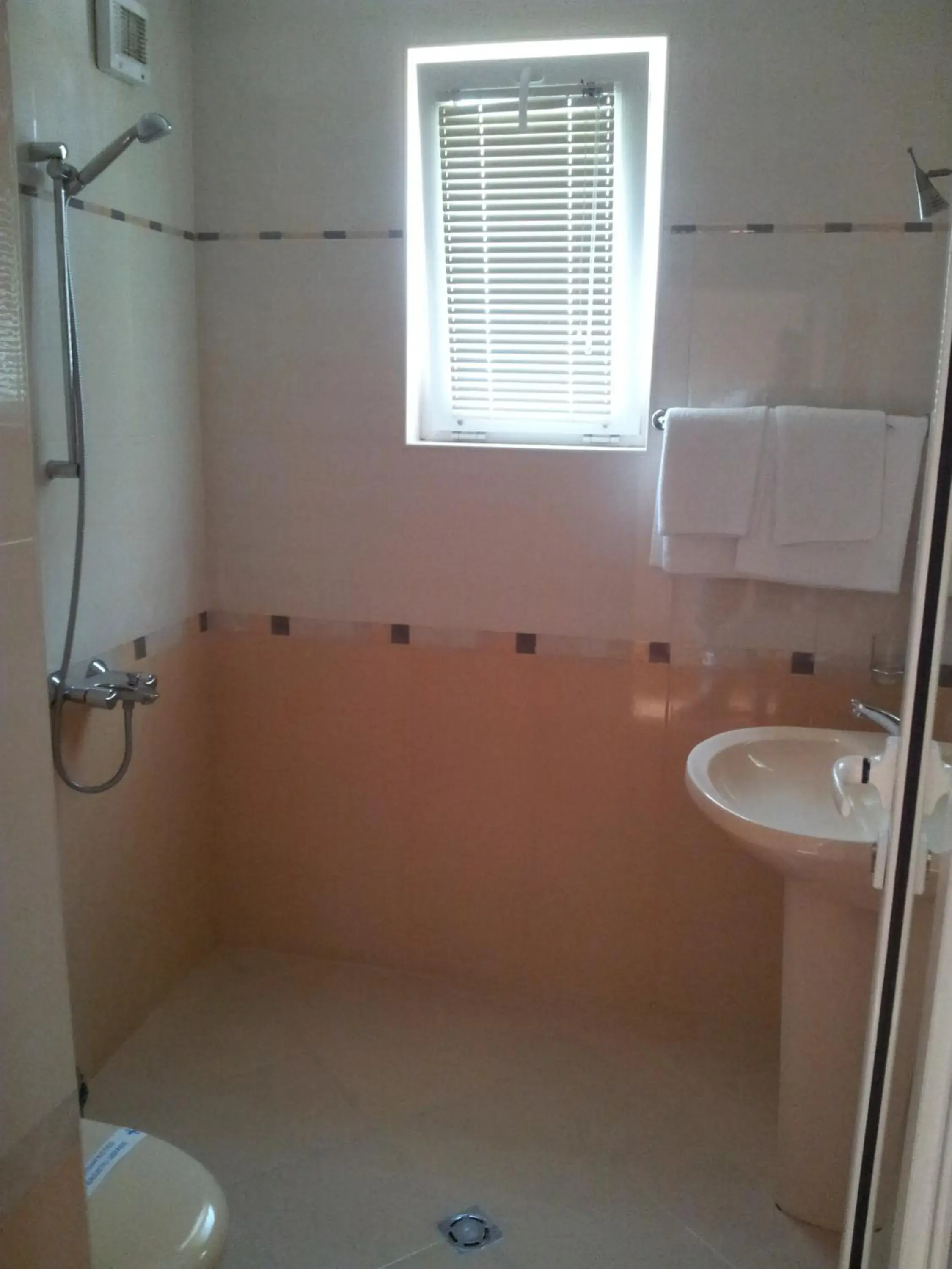 One-Bedroom Suite with Balcony in Hotel Avis One-Bedroom Suite with Balcony in Hotel Avis