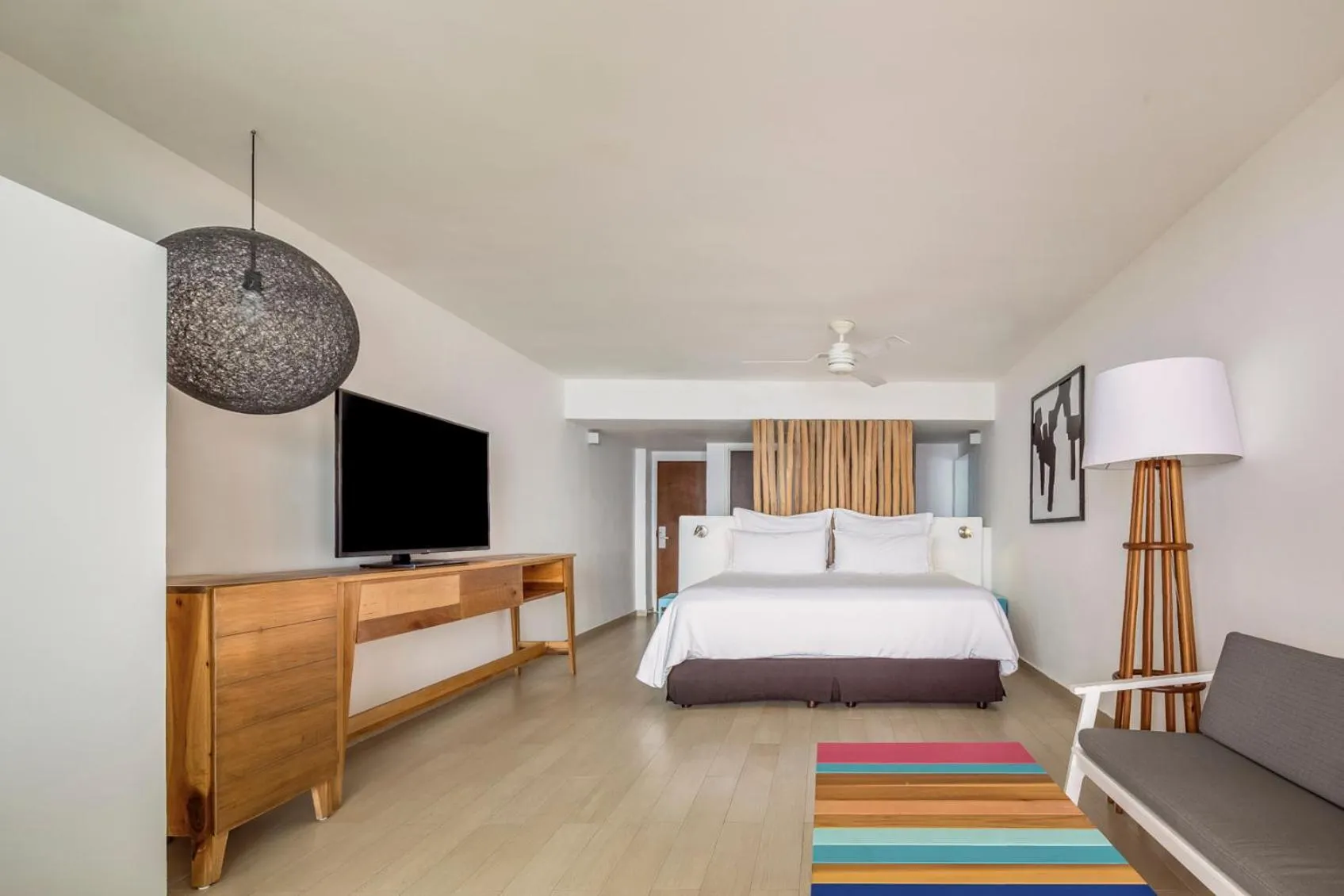 Photo of the whole room, Bed in Fiesta Americana Cozumel All Inclusive