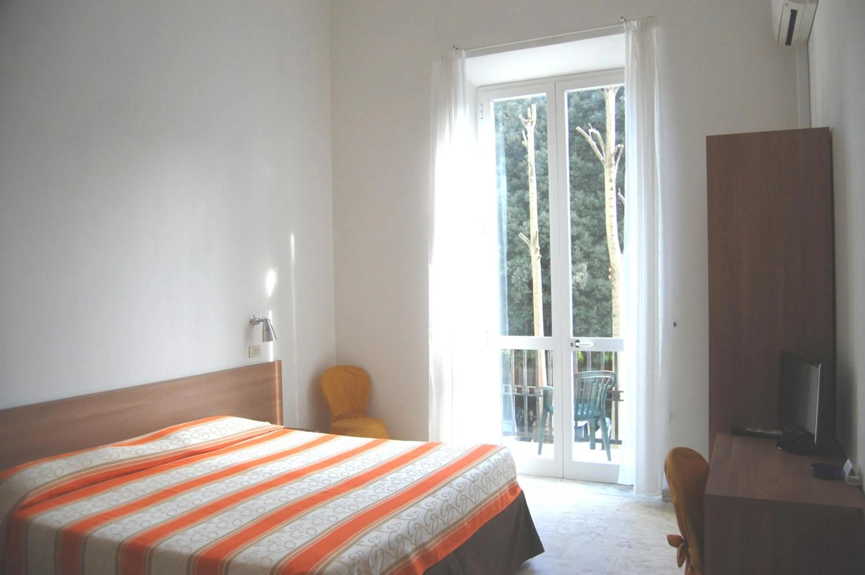 Bedroom in Hotel Derna