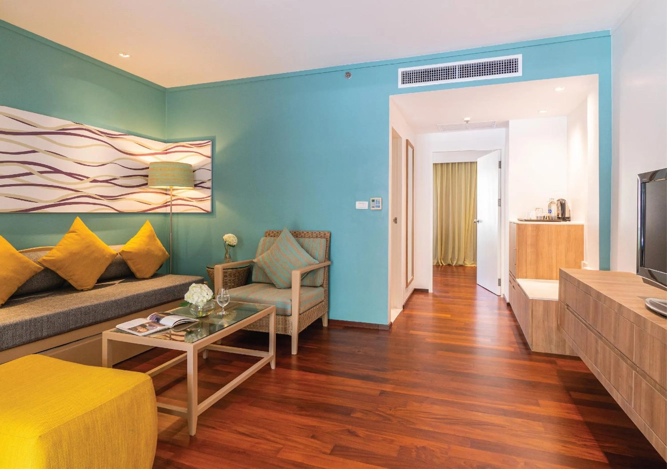 Living room in Radisson Resort and Suites Phuket