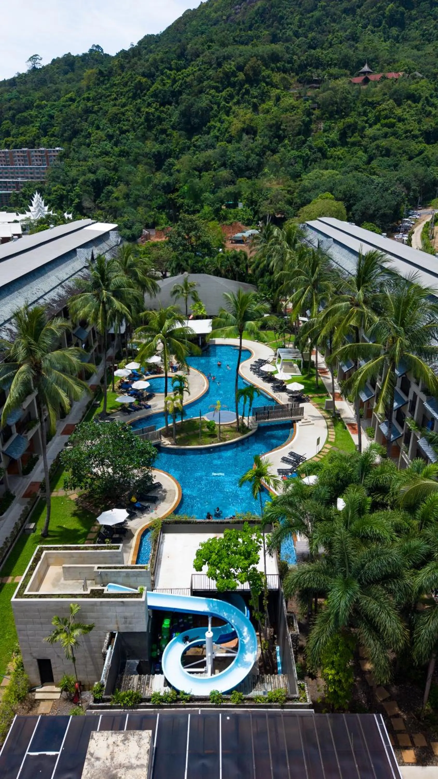 Swimming pool in Radisson Resort and Suites Phuket
