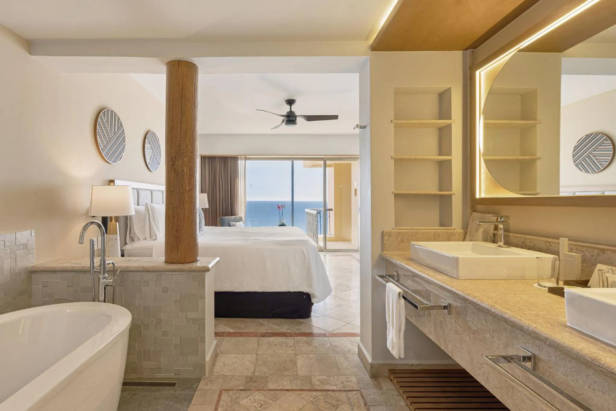 Bedroom, Bed in Grand Fiesta Americana Los Cabos All Inclusive Golf & Spa