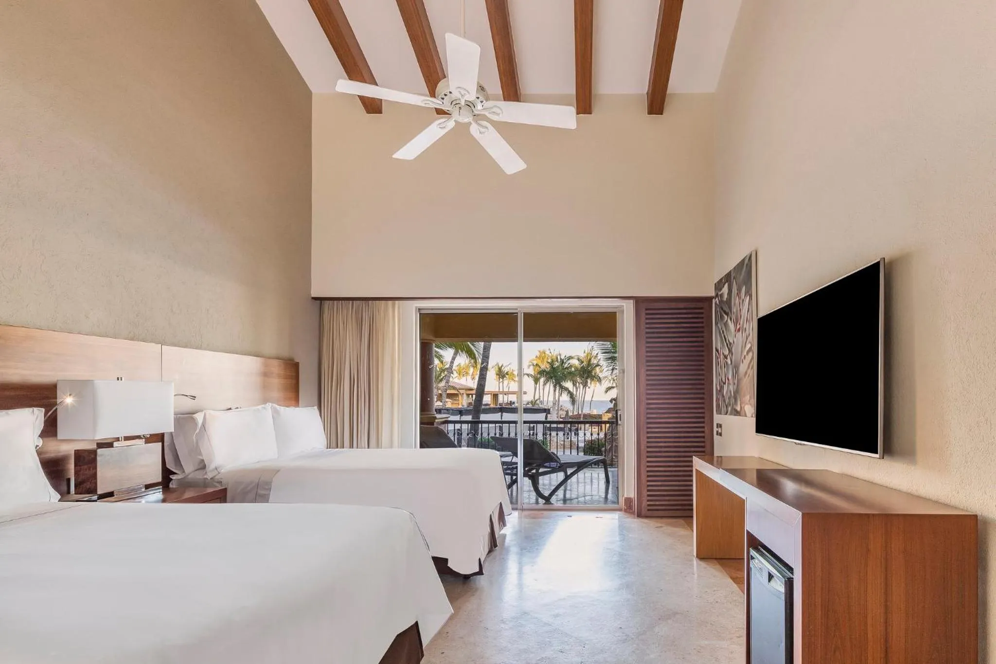 Bedroom, Bed in Grand Fiesta Americana Los Cabos All Inclusive Golf & Spa