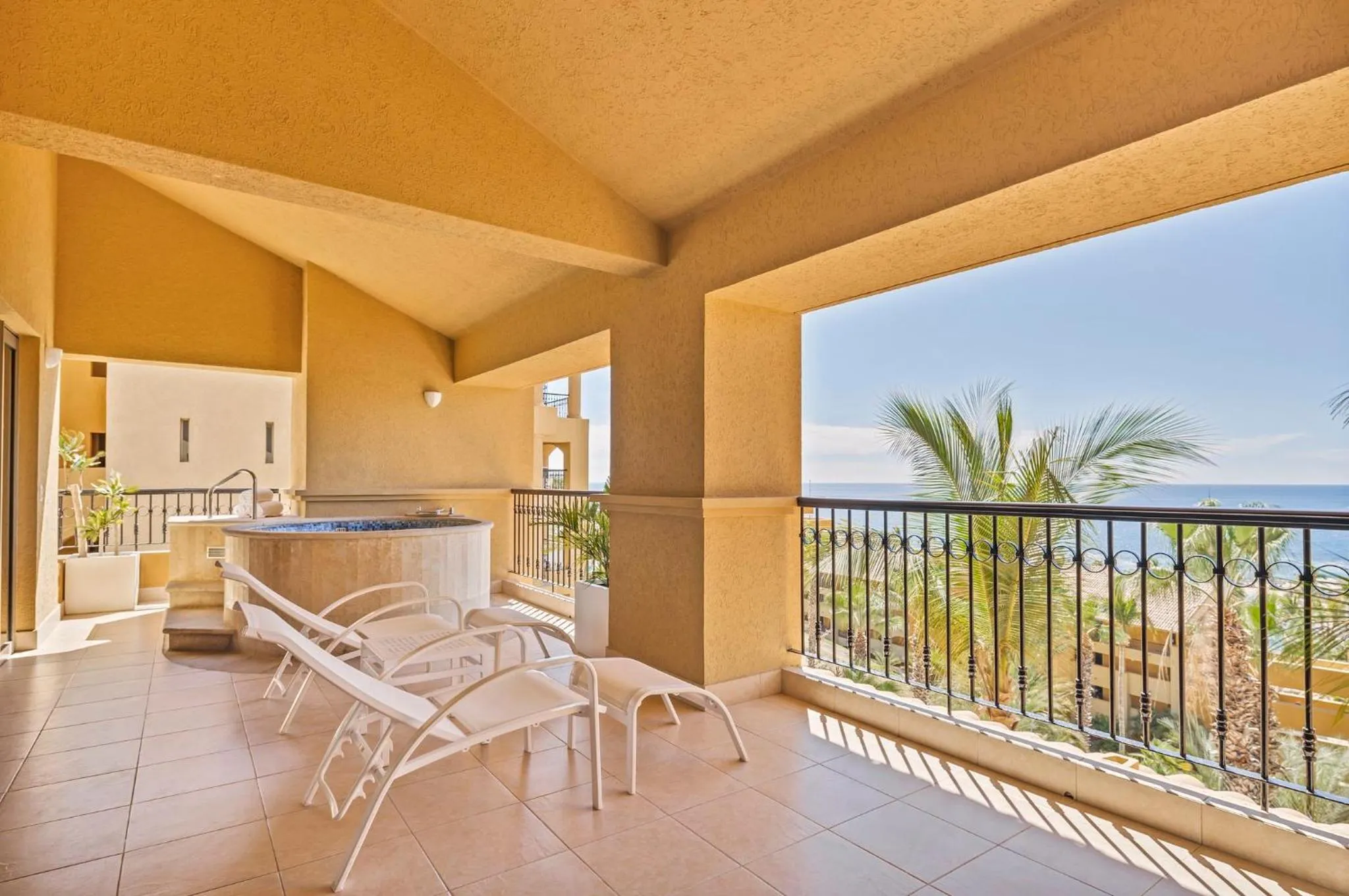 Bedroom in Grand Fiesta Americana Los Cabos All Inclusive Golf & Spa