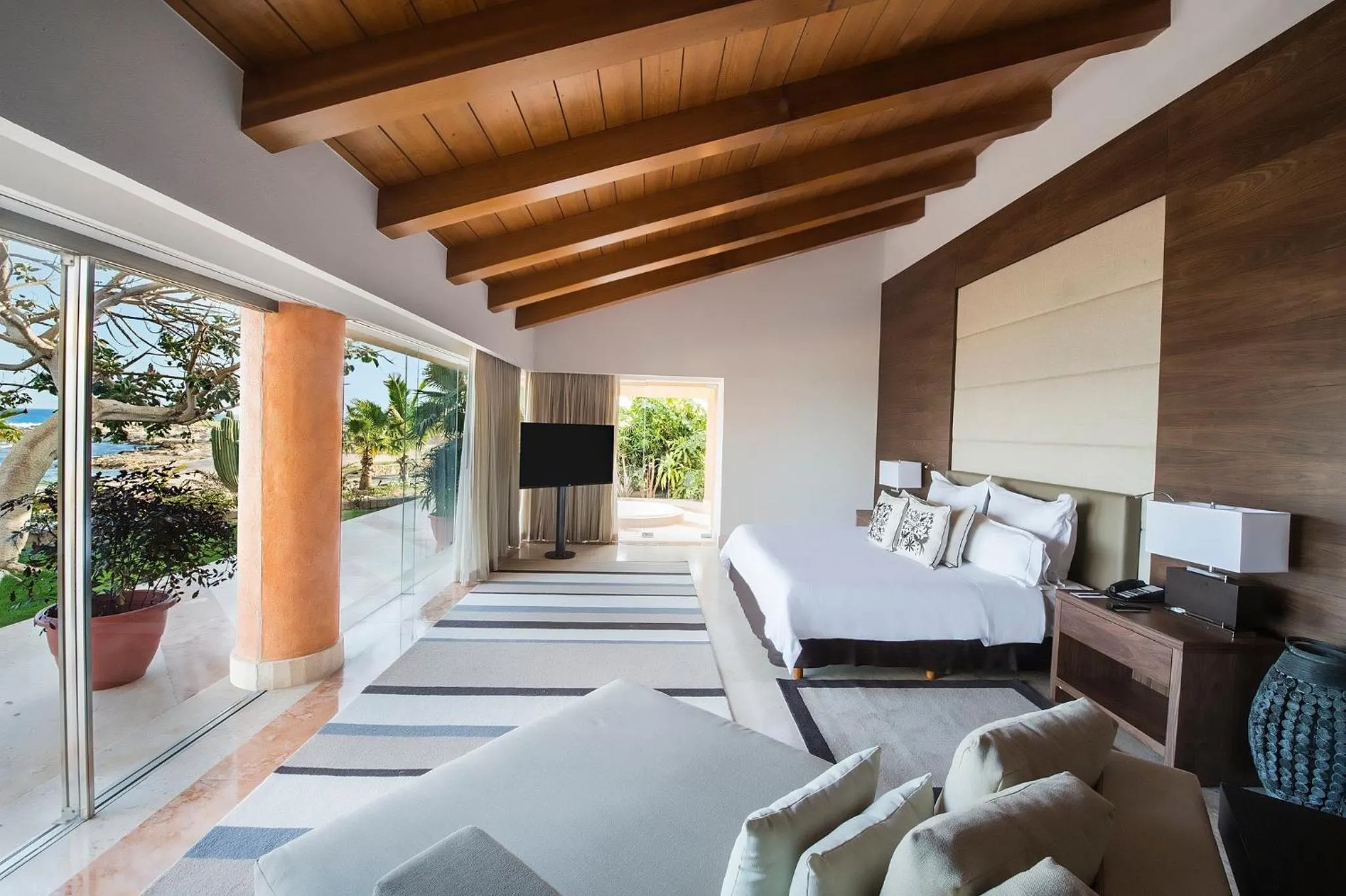 Bedroom, Bed in Grand Fiesta Americana Los Cabos All Inclusive Golf & Spa