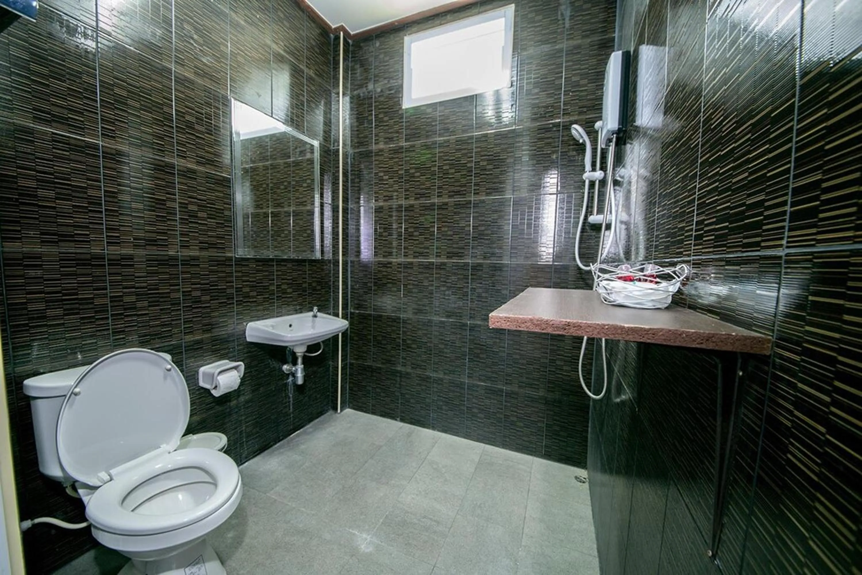 Shower in Tontarn Resort and Spa