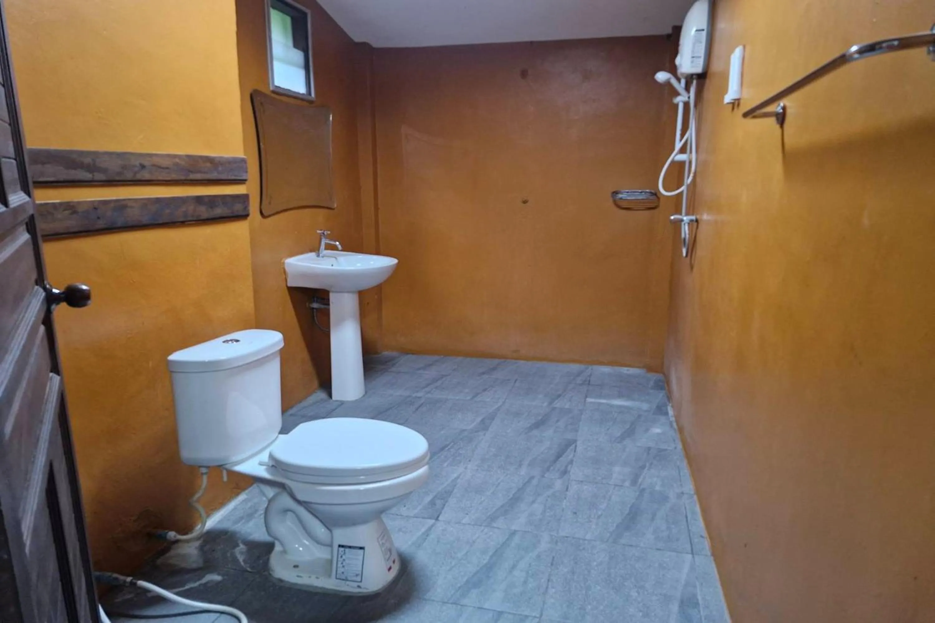 Shower in Tontarn Resort and Spa