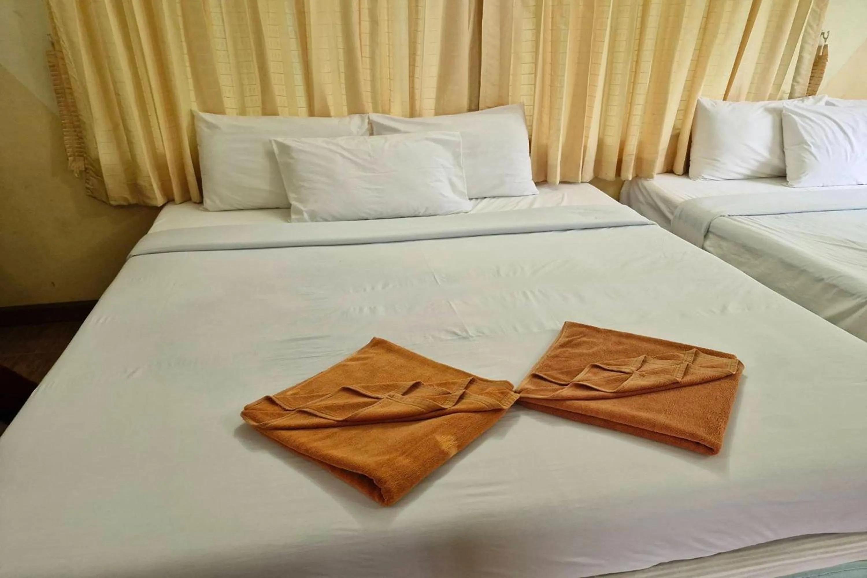 Bed in Tontarn Resort and Spa