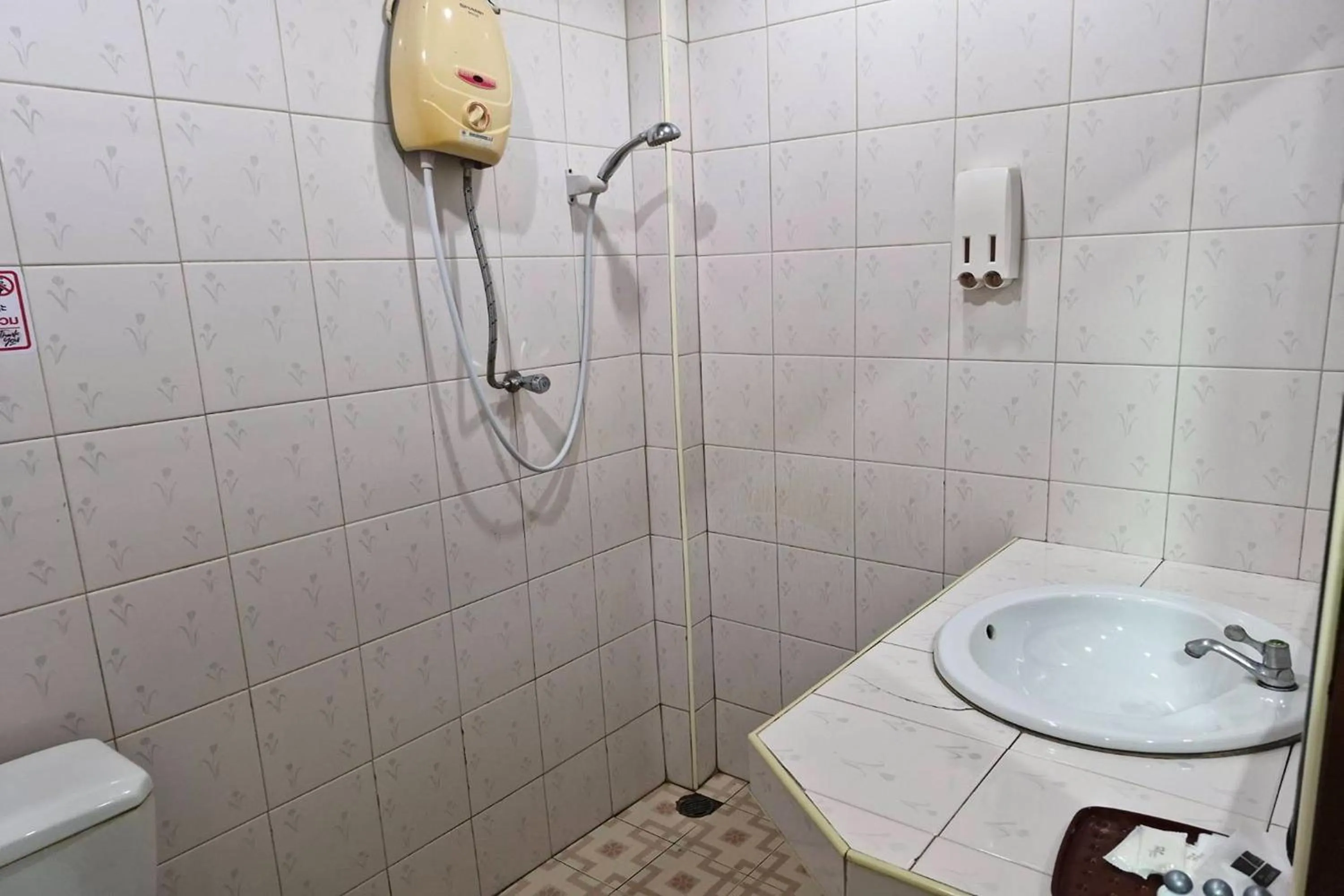 Shower in Tontarn Resort and Spa