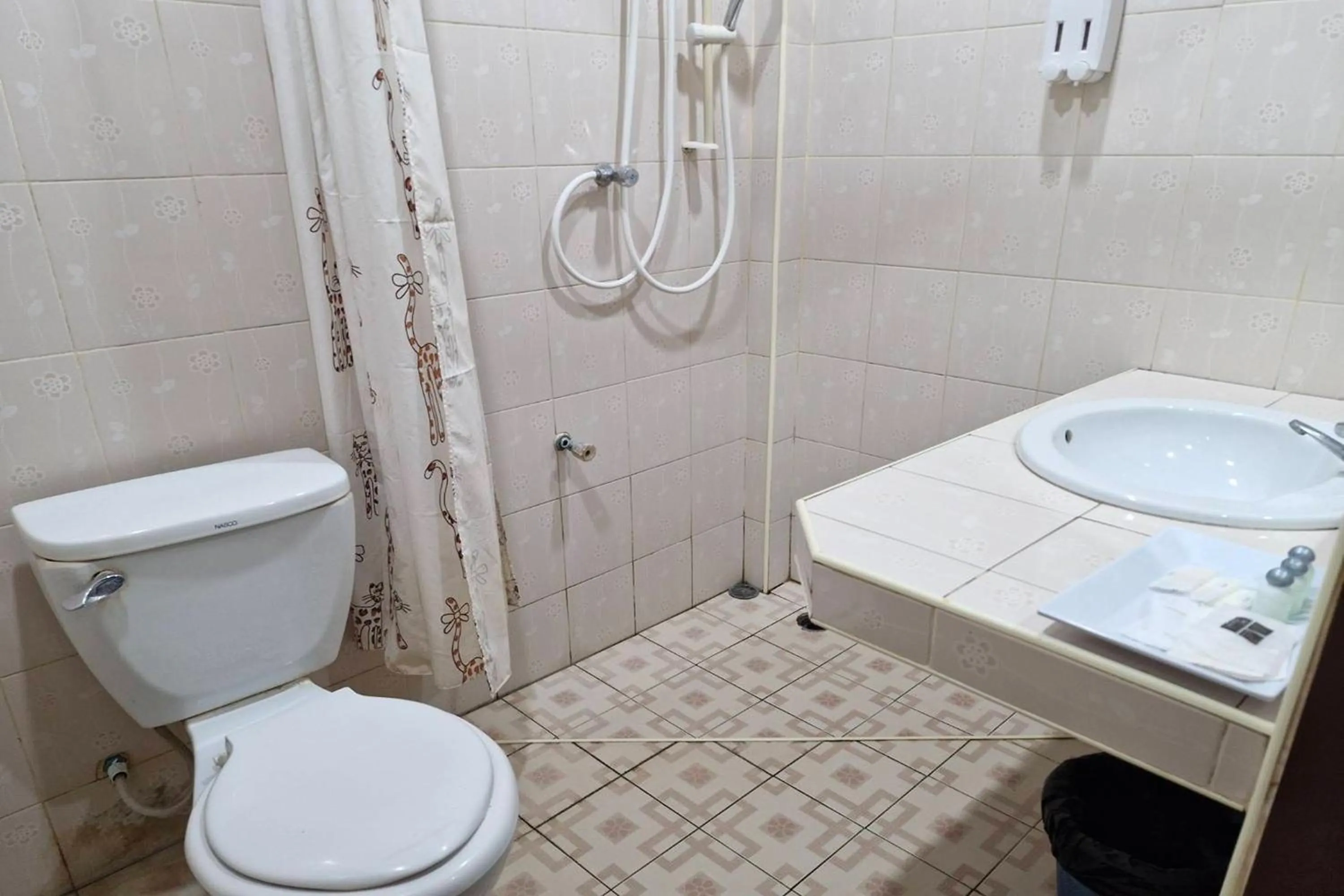 Shower in Tontarn Resort and Spa