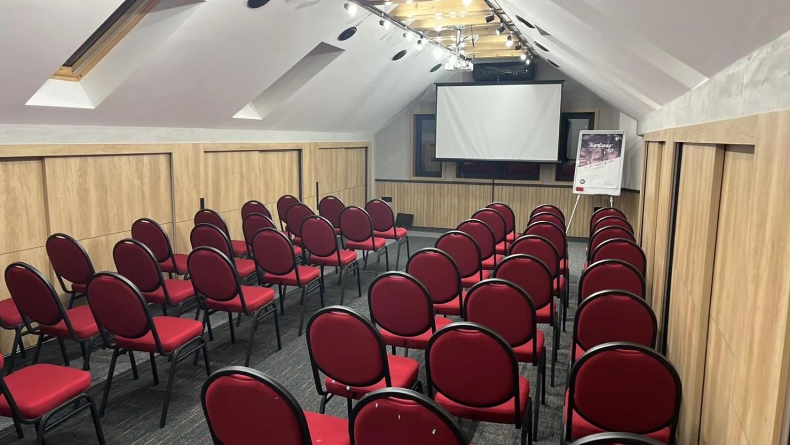 Business facilities in Garni hotel King