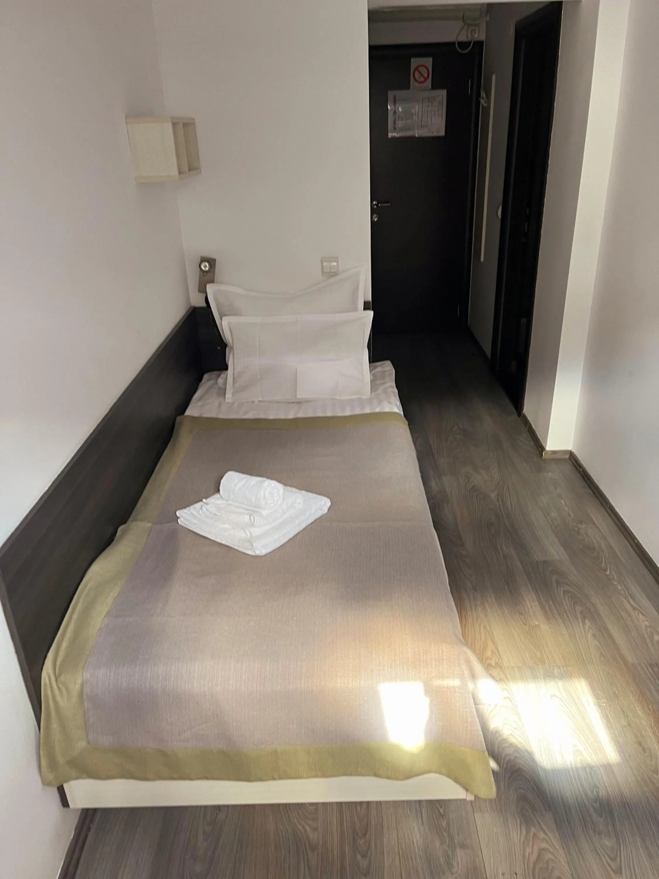 Bed in Garni hotel King