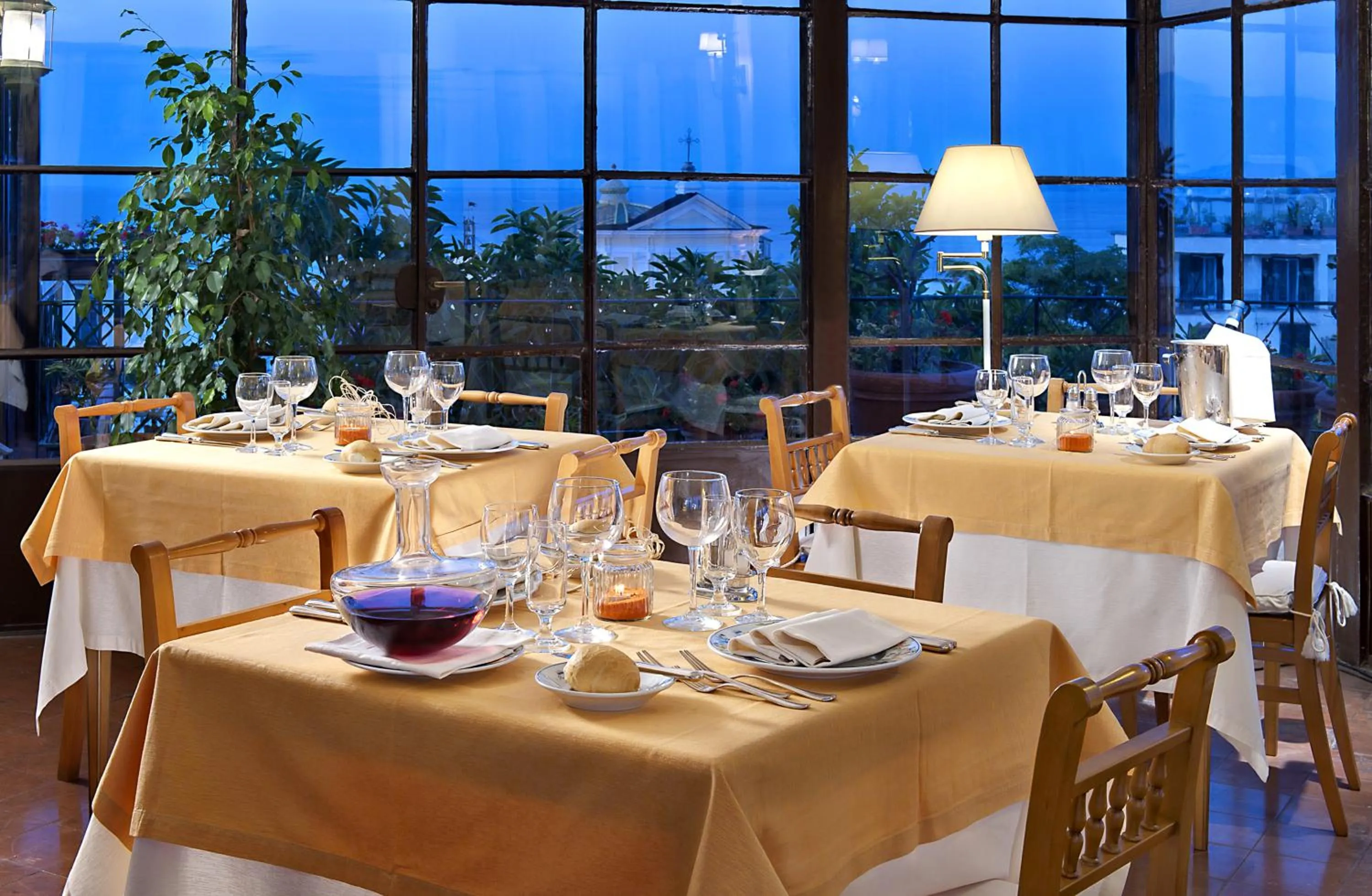 Restaurant/places to eat in Hotel La Villarosa Terme