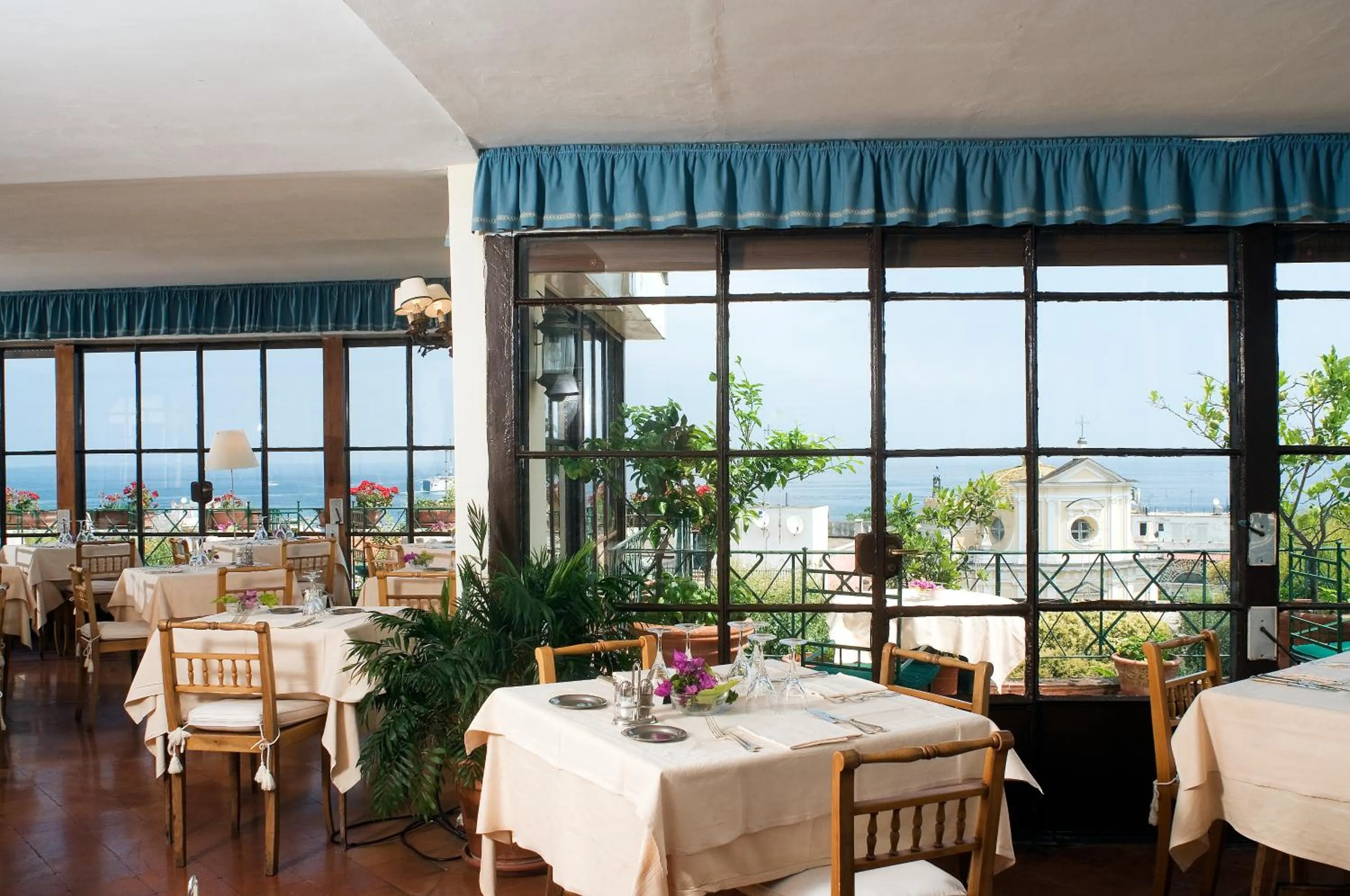 Restaurant/places to eat in Hotel La Villarosa Terme