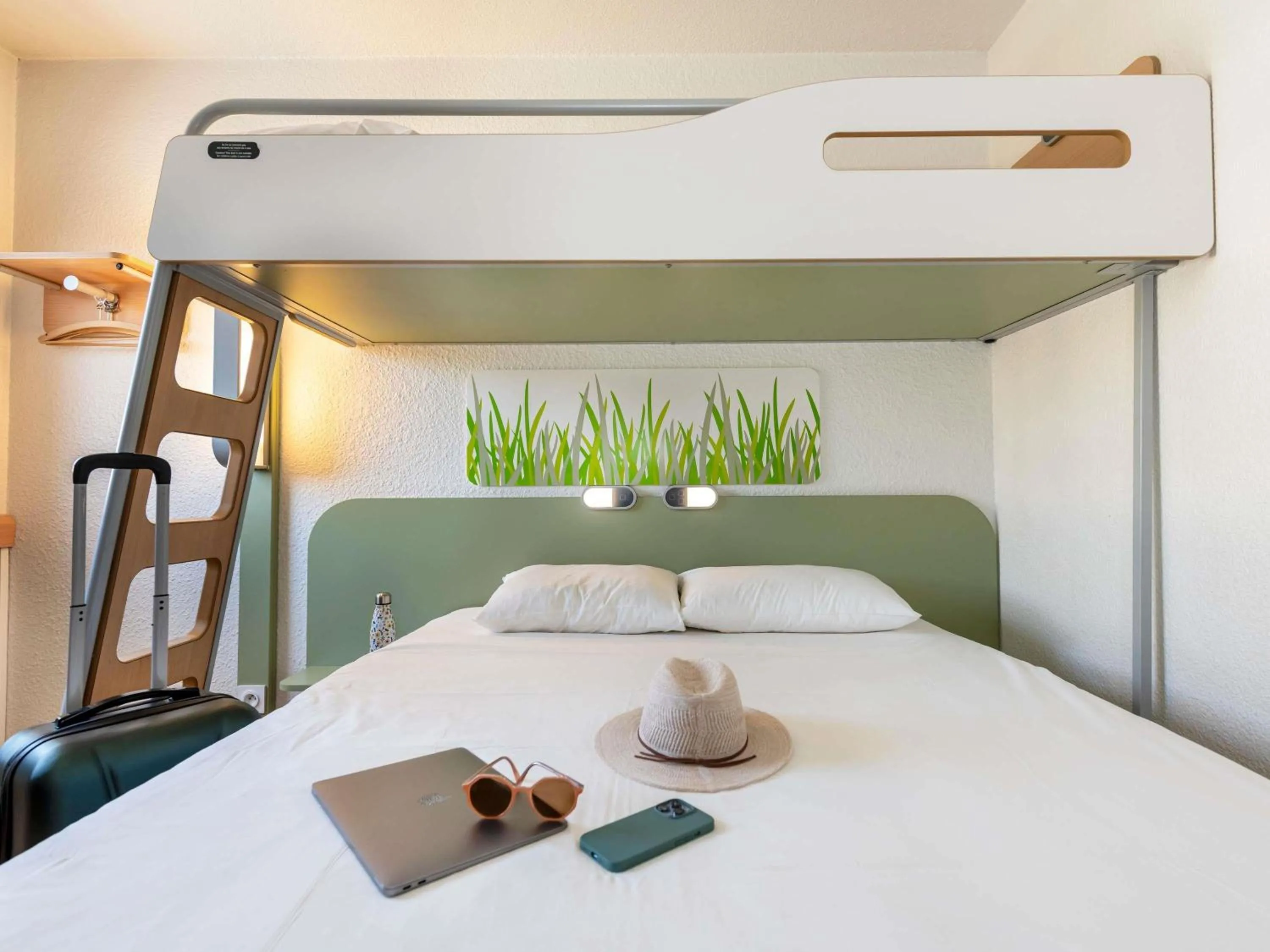 Bedroom, Bed in ibis budget Strasbourg Sud Illkirch