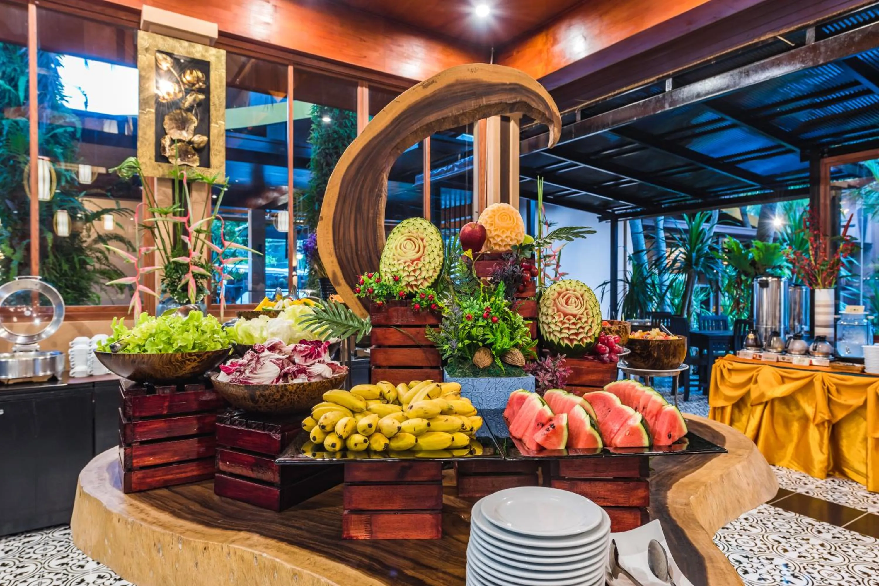 Restaurant/places to eat in Princess Kamala Beachfront Hotel - SHA Extra Plus