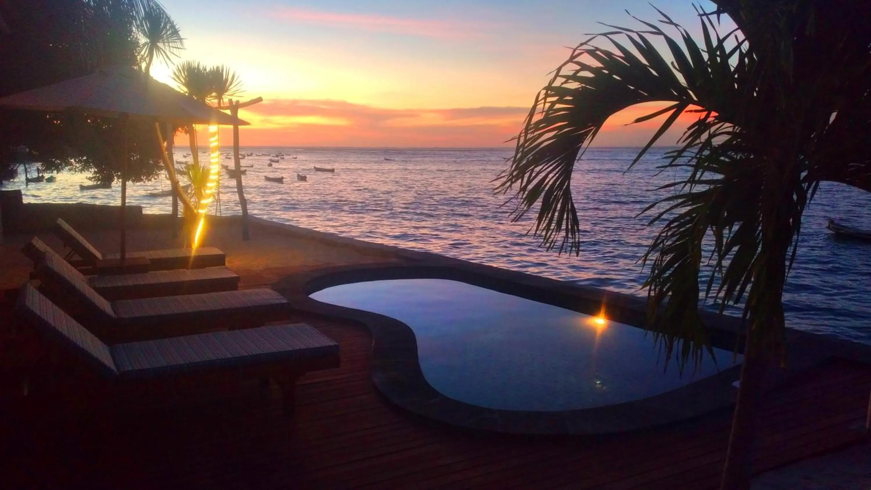 Swimming pool in Double'A beach house