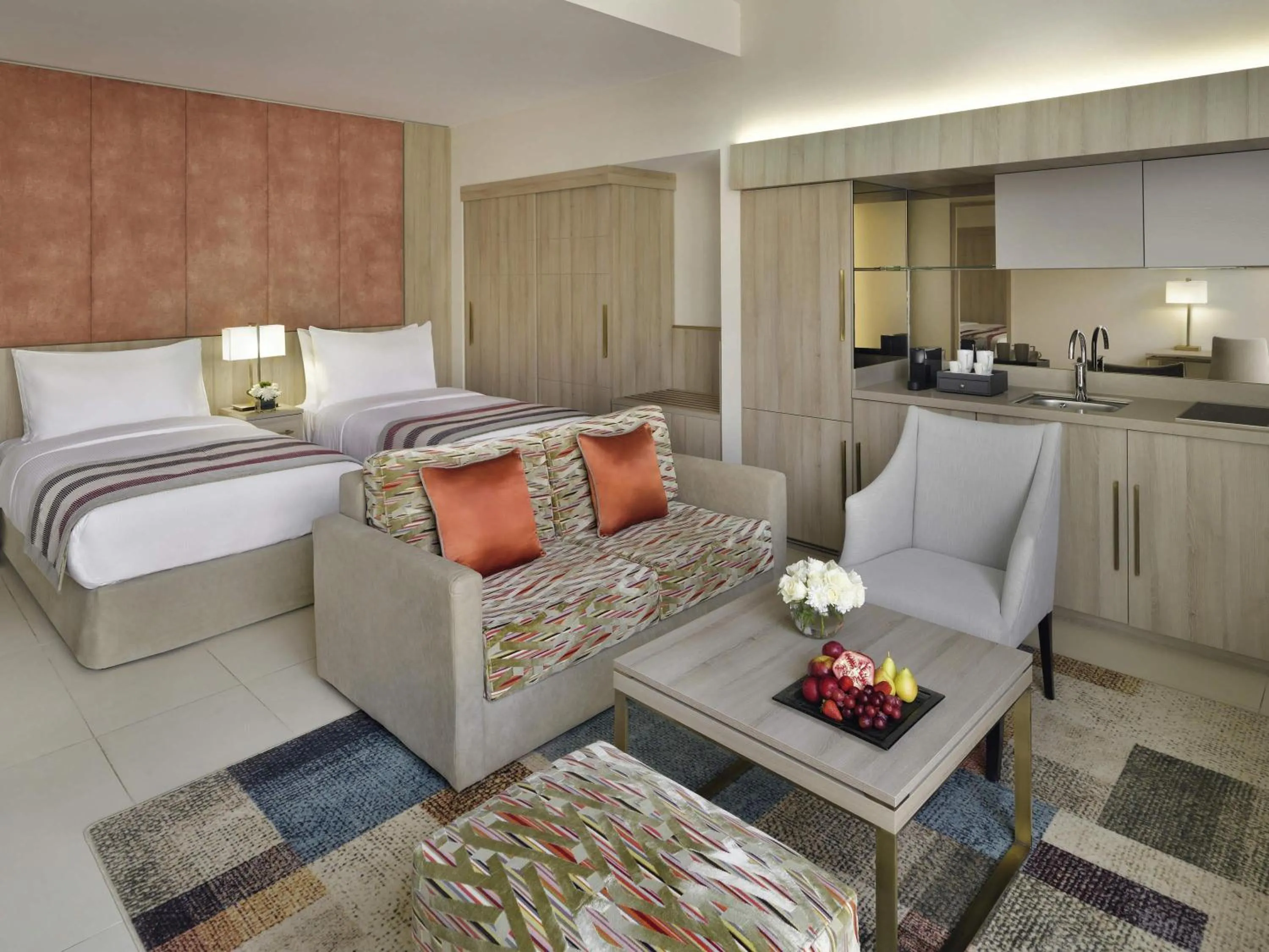 Bedroom, Bed in Mövenpick Hotel Tahlia Jeddah