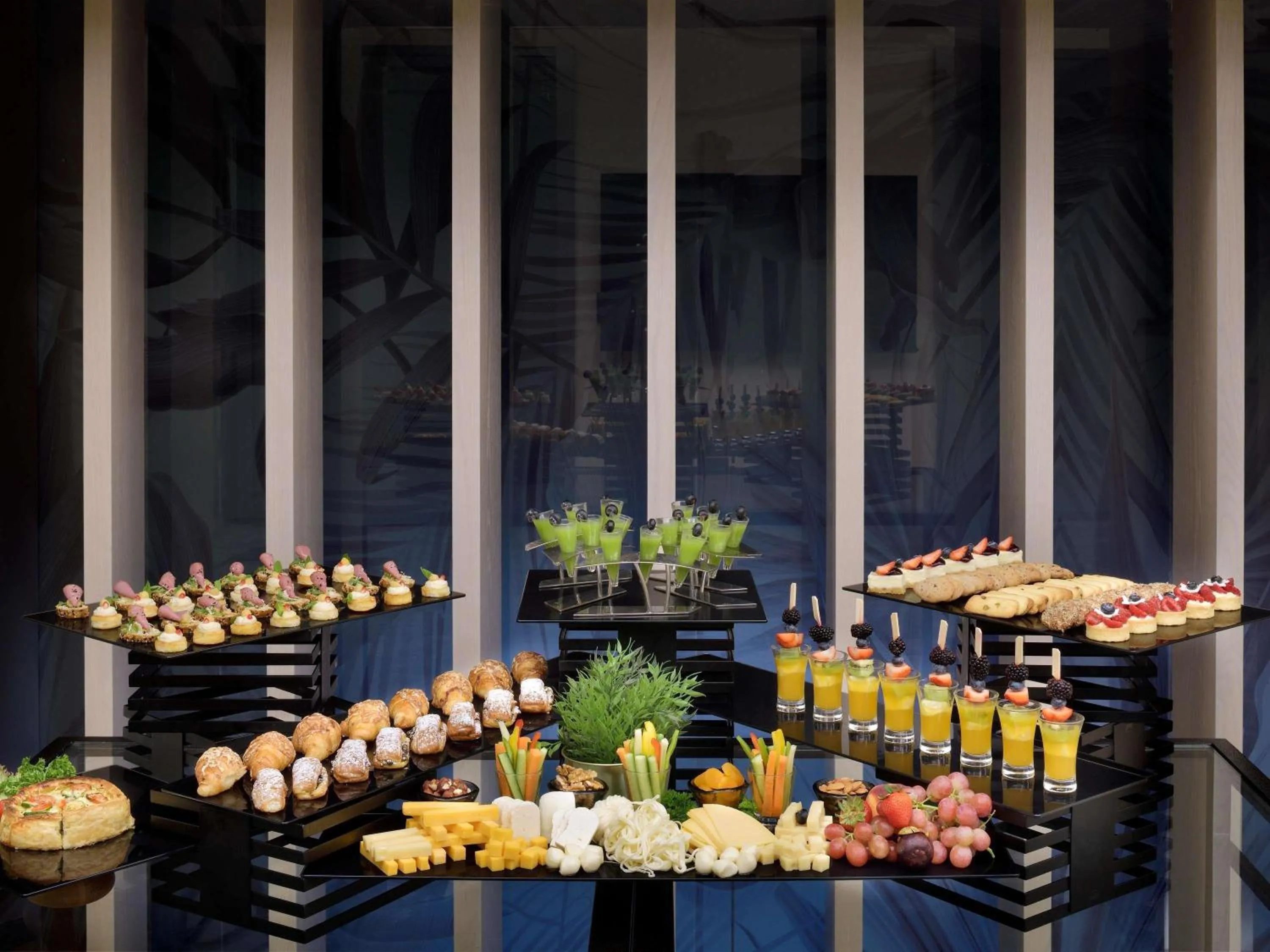 Meeting/conference room in Mövenpick Hotel Tahlia Jeddah