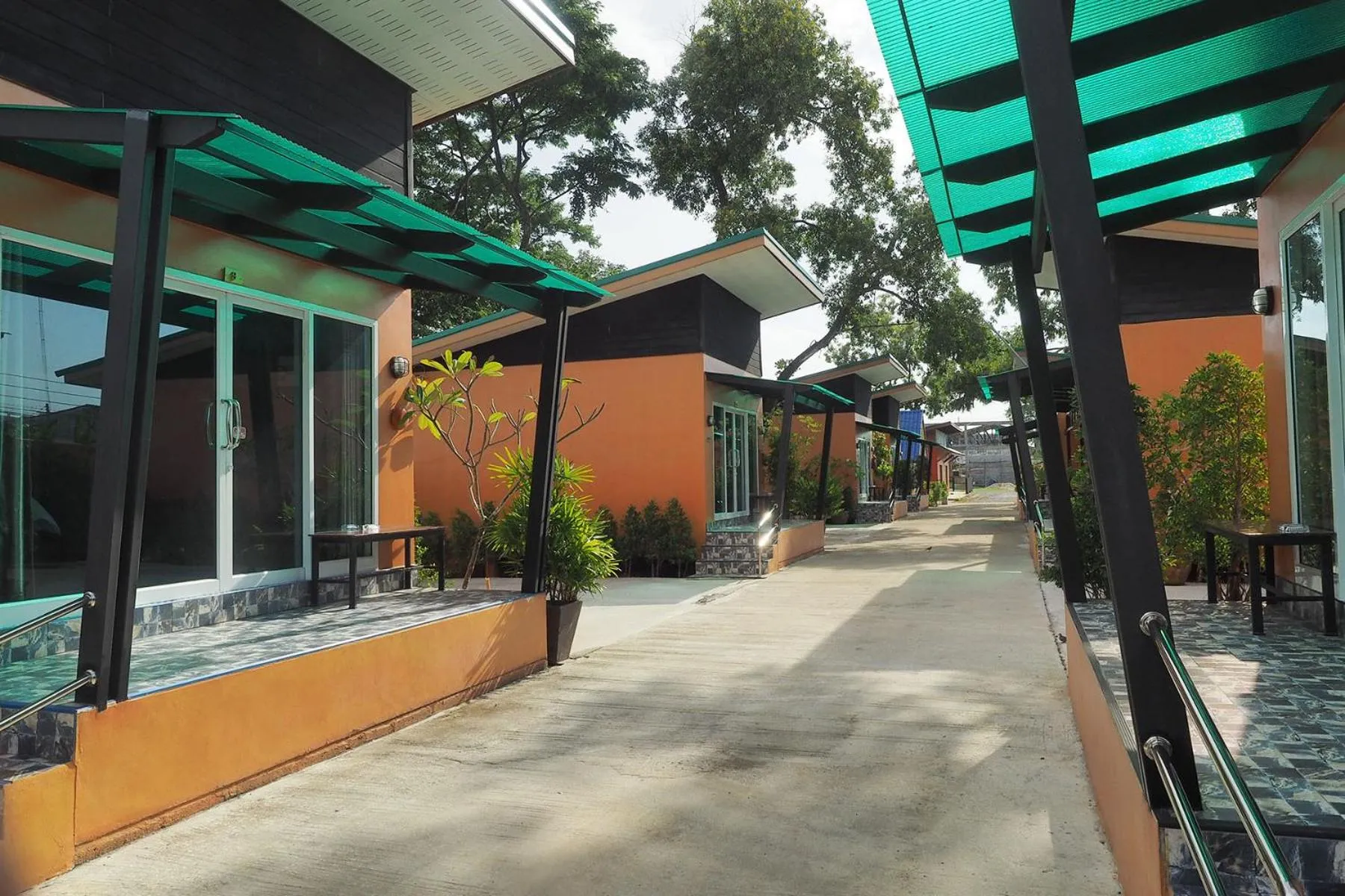 Balcony/Terrace in Nawamit Home Garden