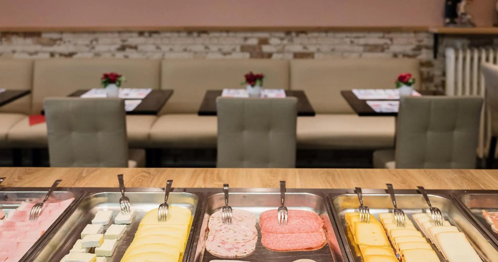 Restaurant/places to eat in Hotel De Zeebries