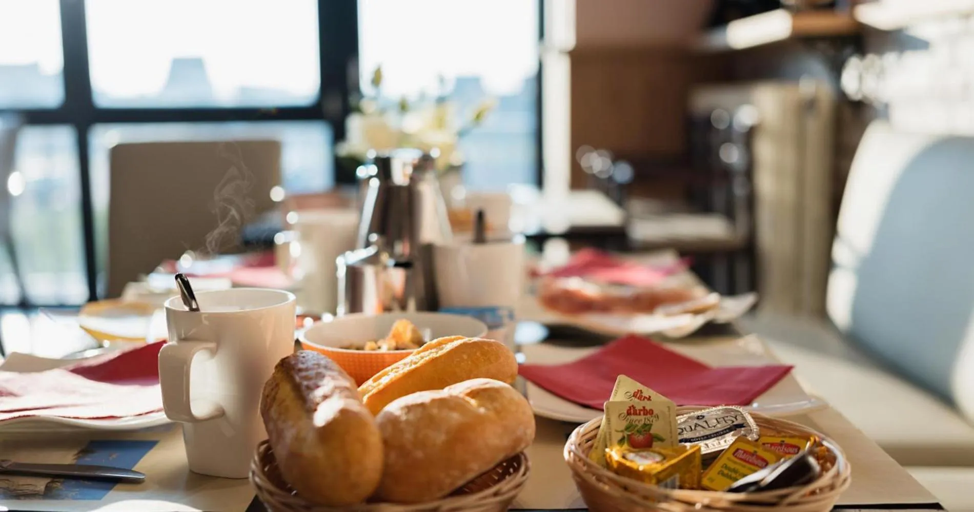 Food and drinks in Hotel De Zeebries