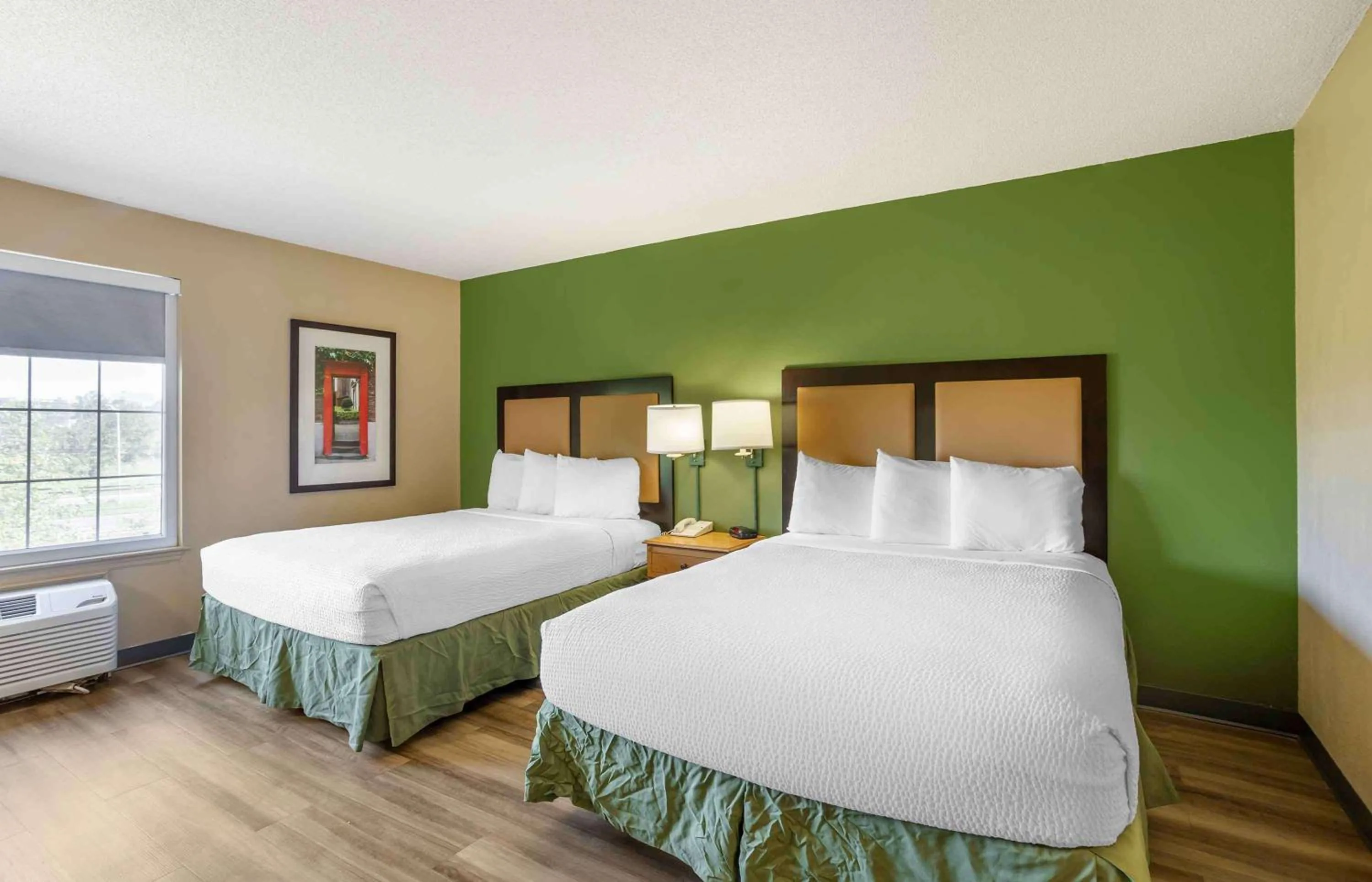 Bedroom, Bed in Extended Stay America Suites - Meadowlands - East Rutherford