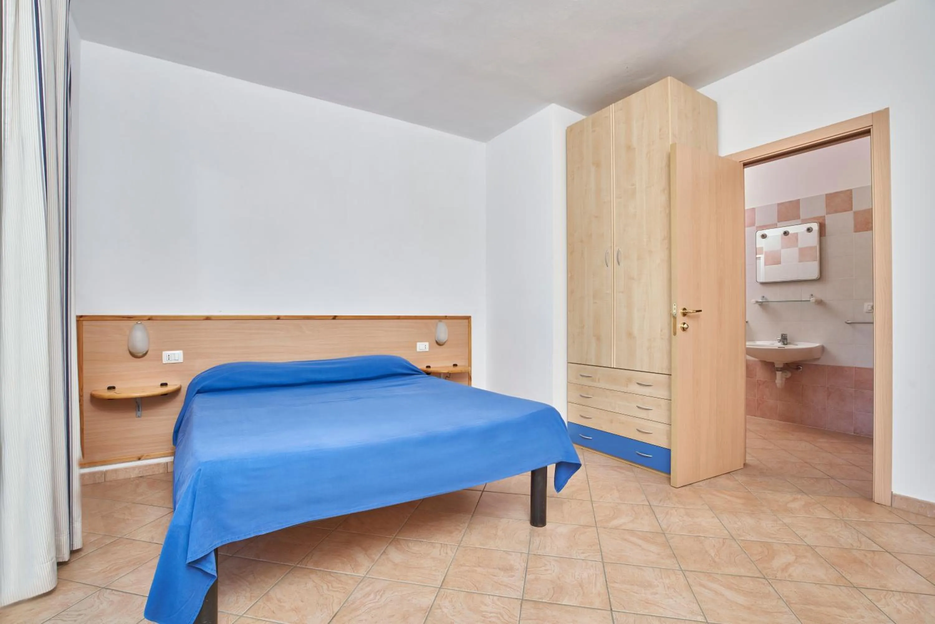 Bed in Residence Reale