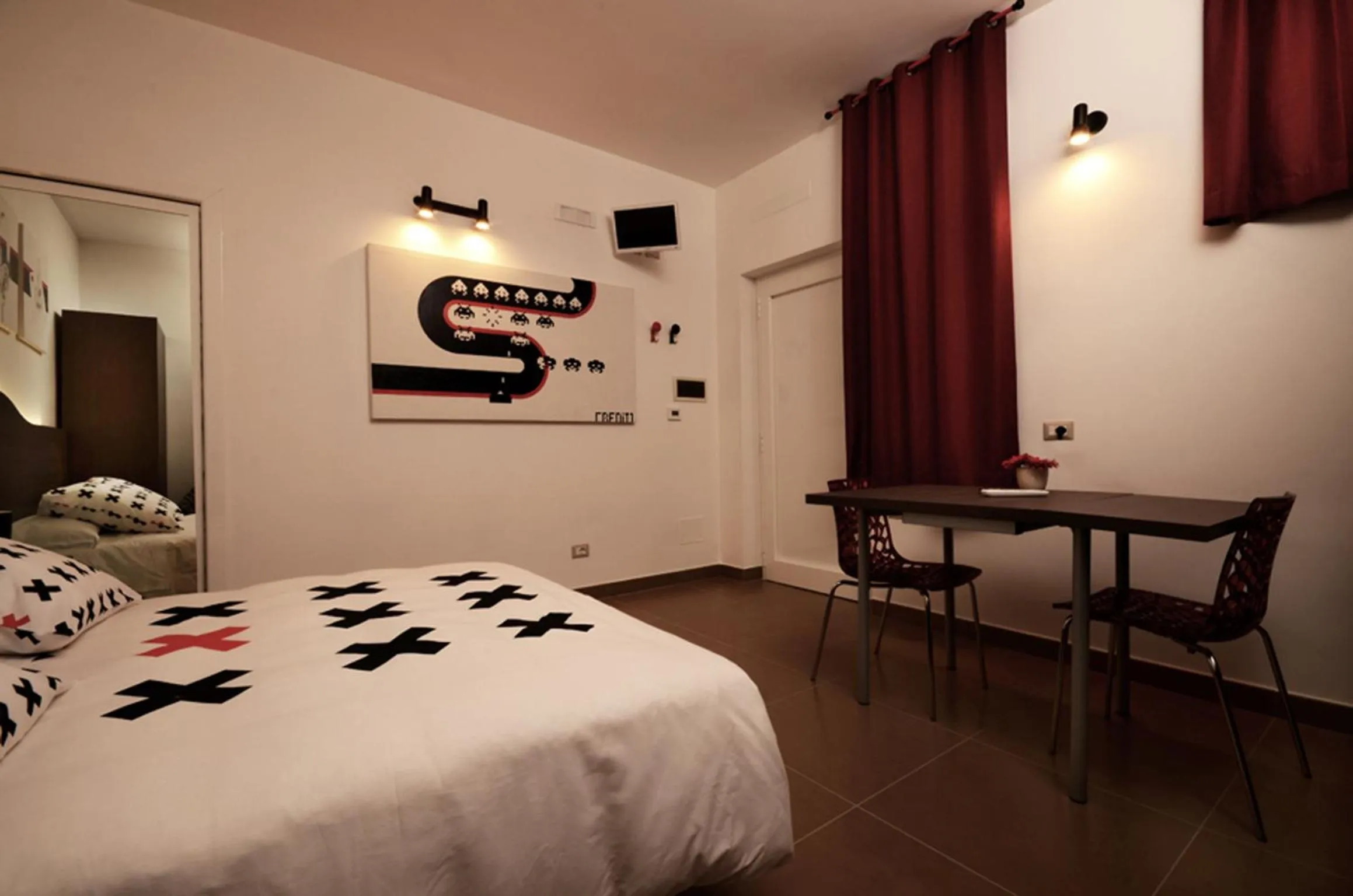 Photo of the whole room, Bed in Bedrooms B&B