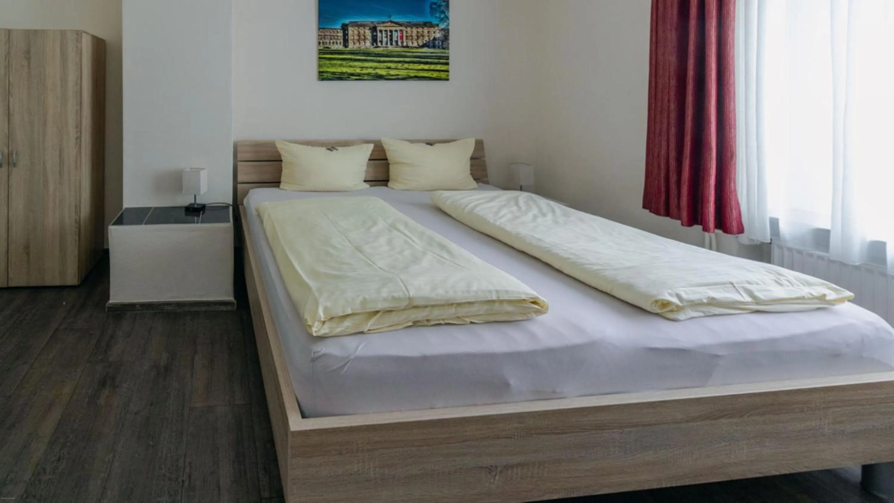 Photo of the whole room, Bed in Hotel Schillerquartier