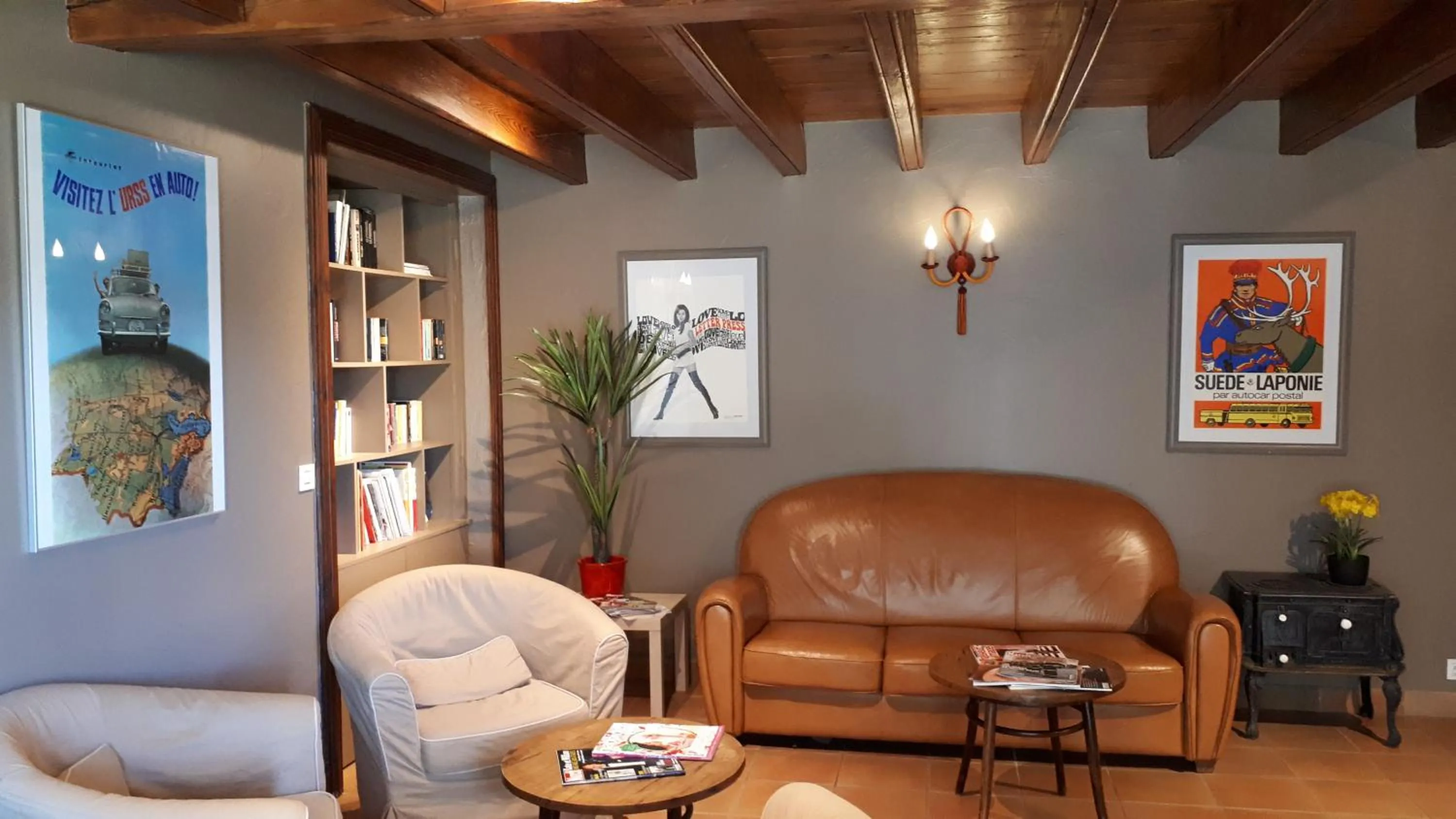 Library in Domaine de Rilhac