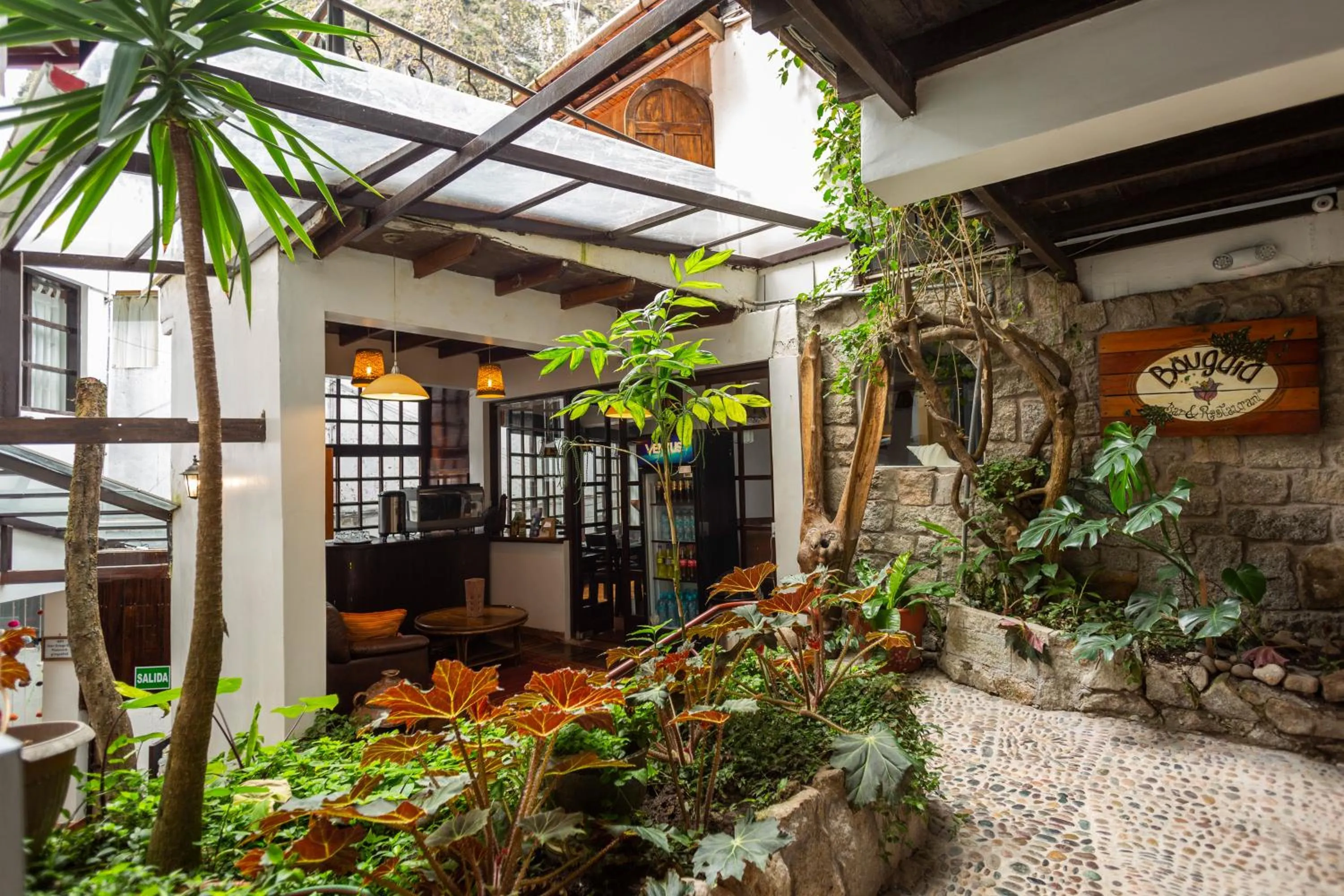 Gringo Bill's Boutique Hotel