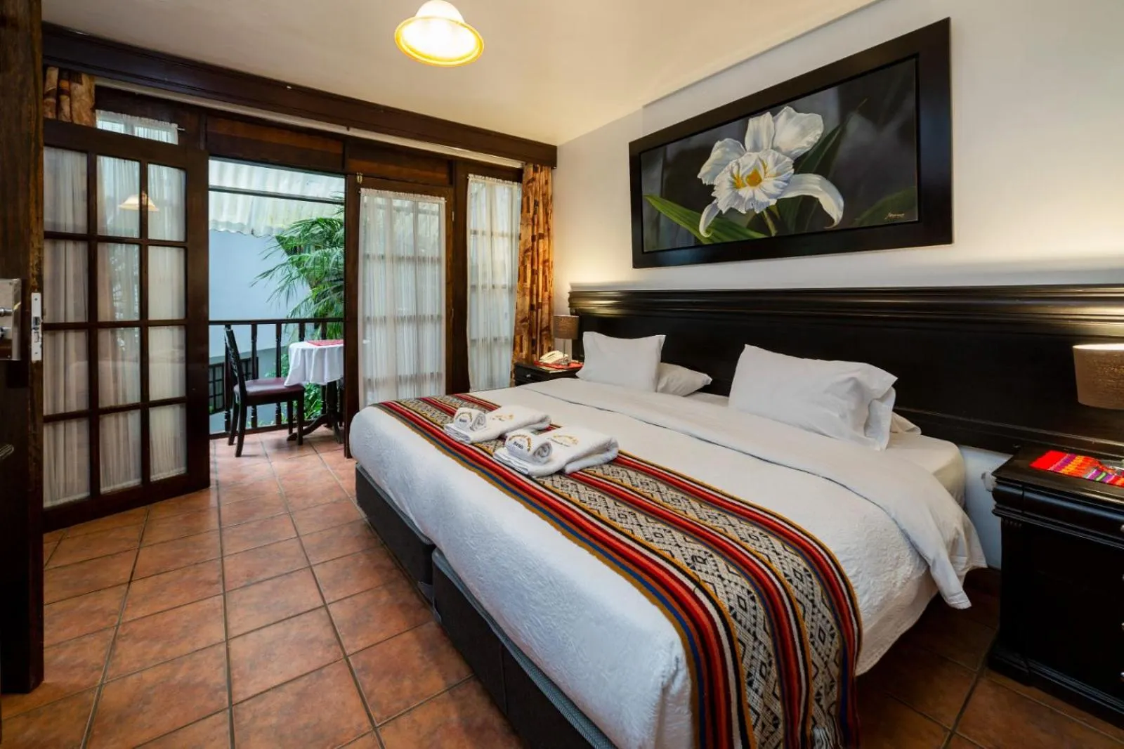 Bed in Gringo Bill's Boutique Hotel