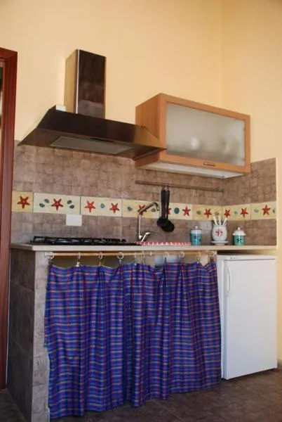 Kitchen or kitchenette in Terrauzza Sul Mare di Renata Emmolo