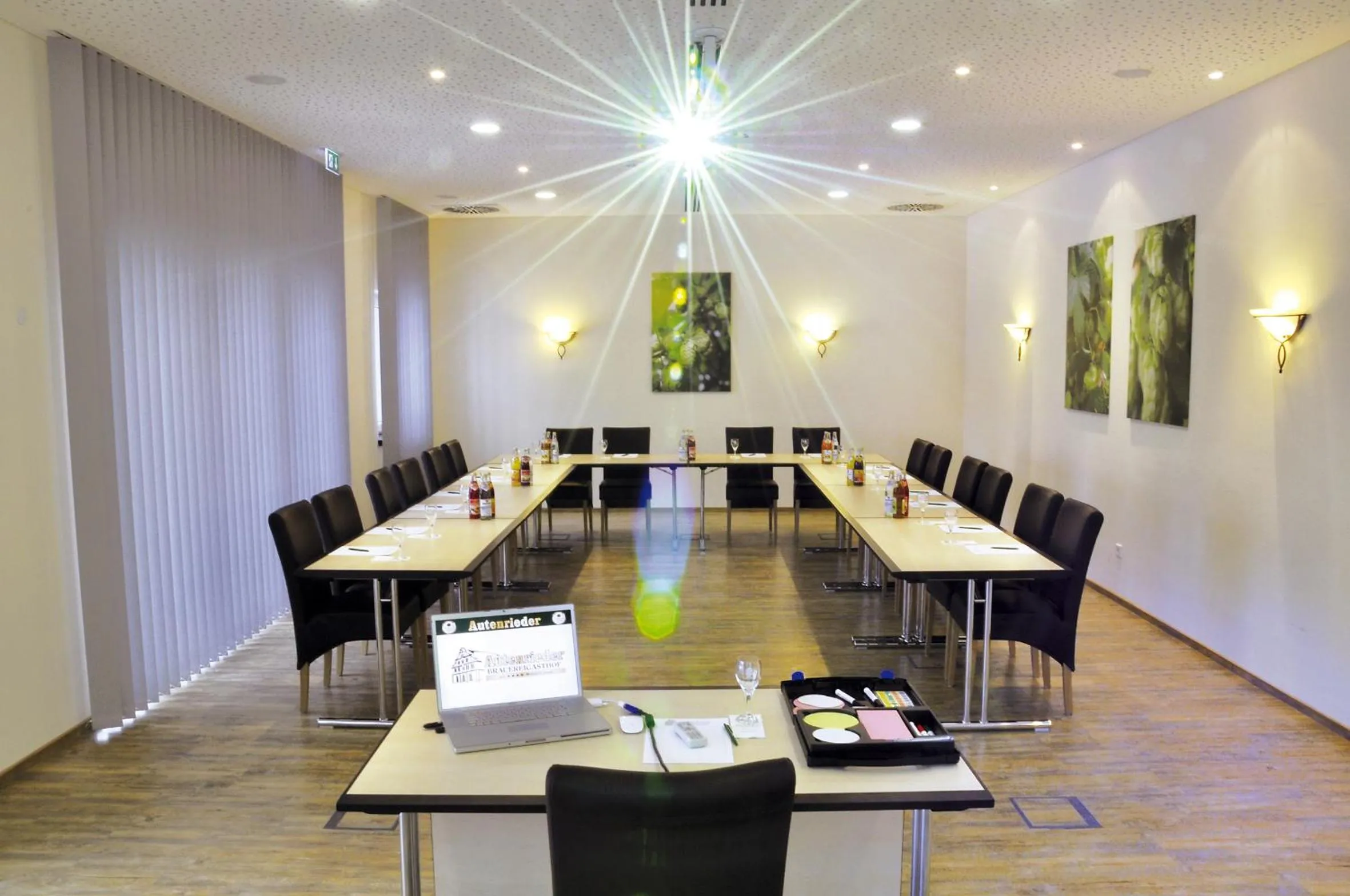 Business facilities in Autenrieder Brauereigasthof