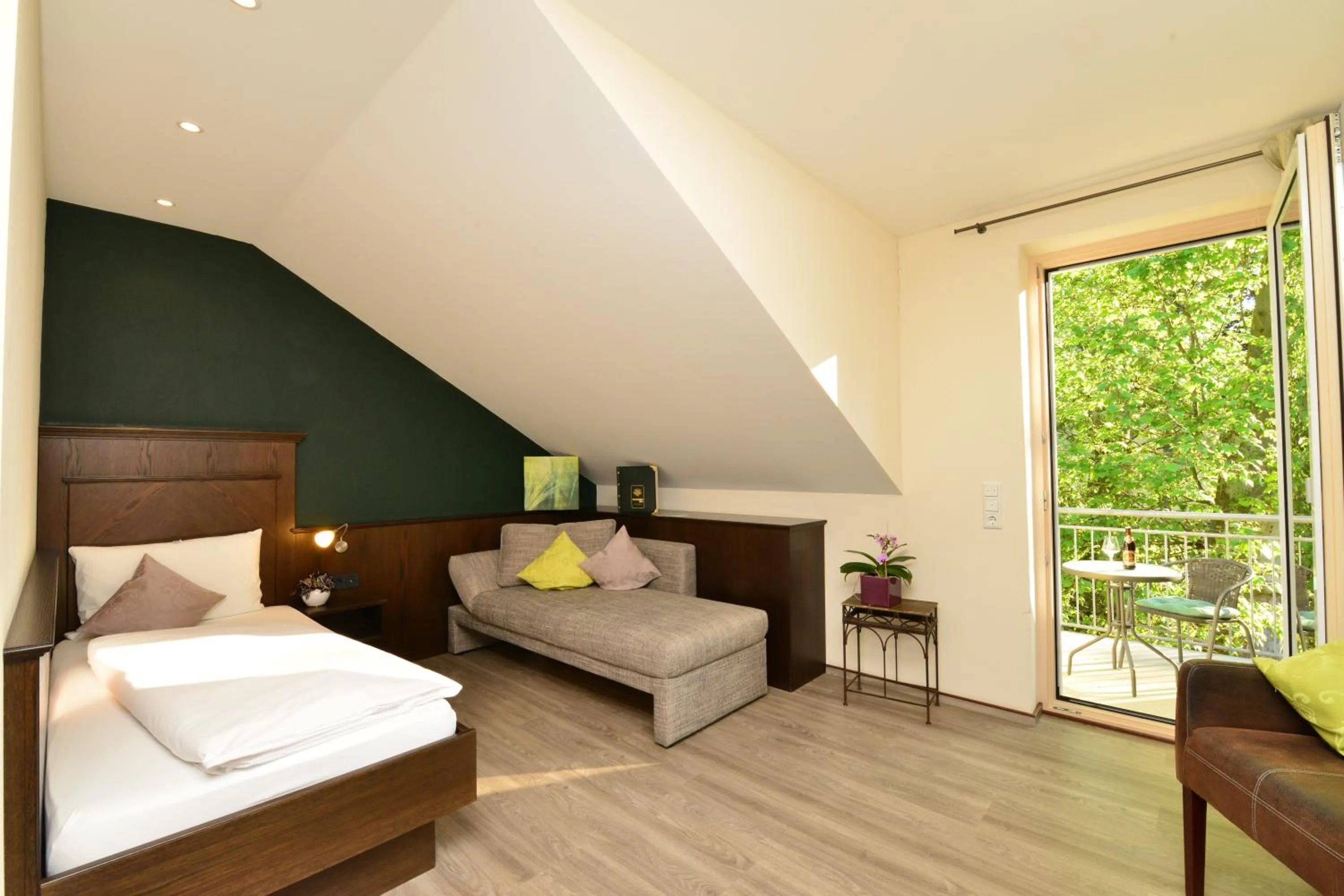 Balcony/Terrace, Bed in Autenrieder Brauereigasthof