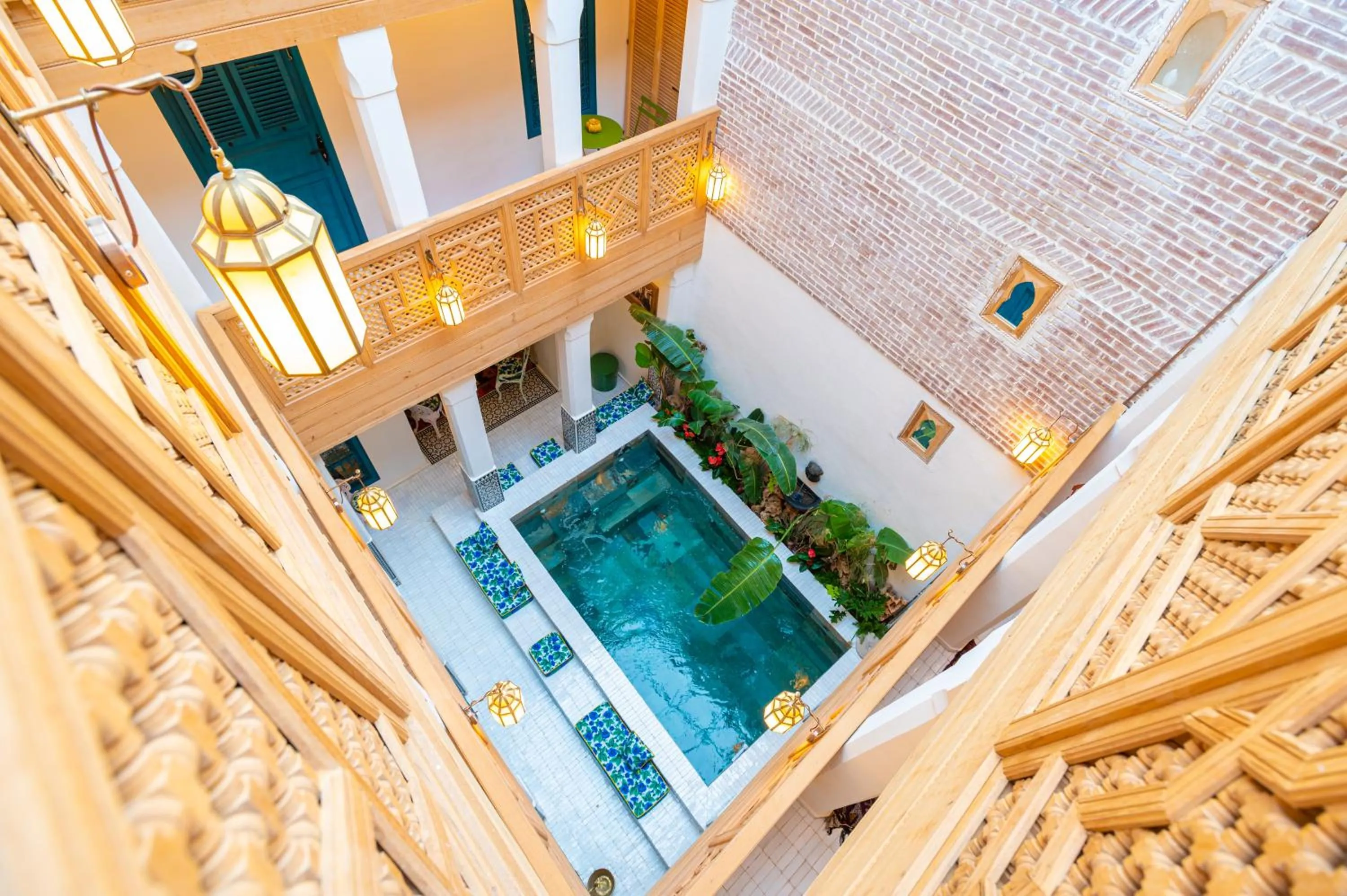 Swimming pool in Riad Tibibt