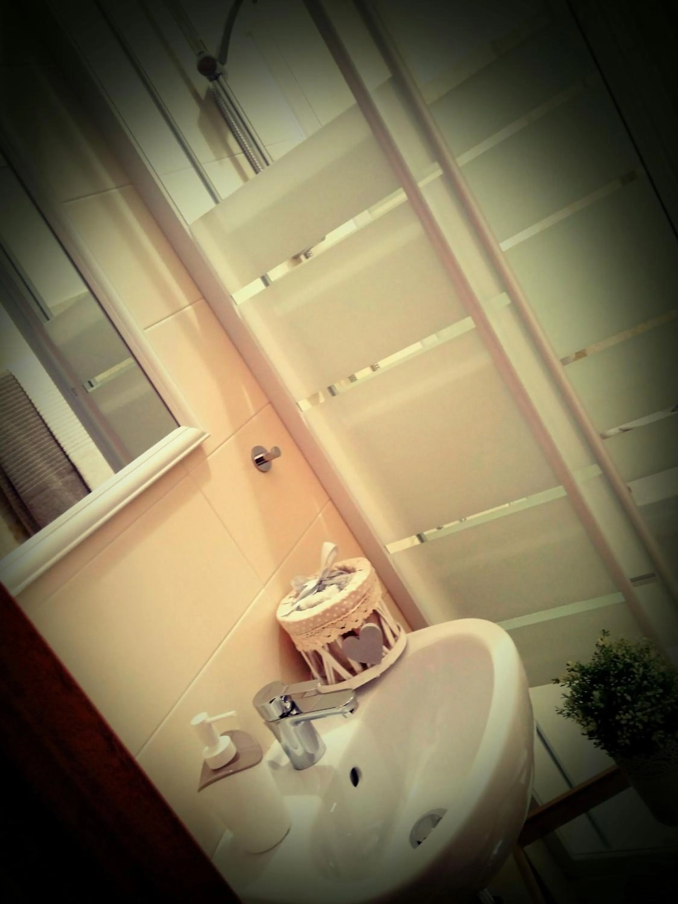 Bathroom in B&B L'angolo fiorito