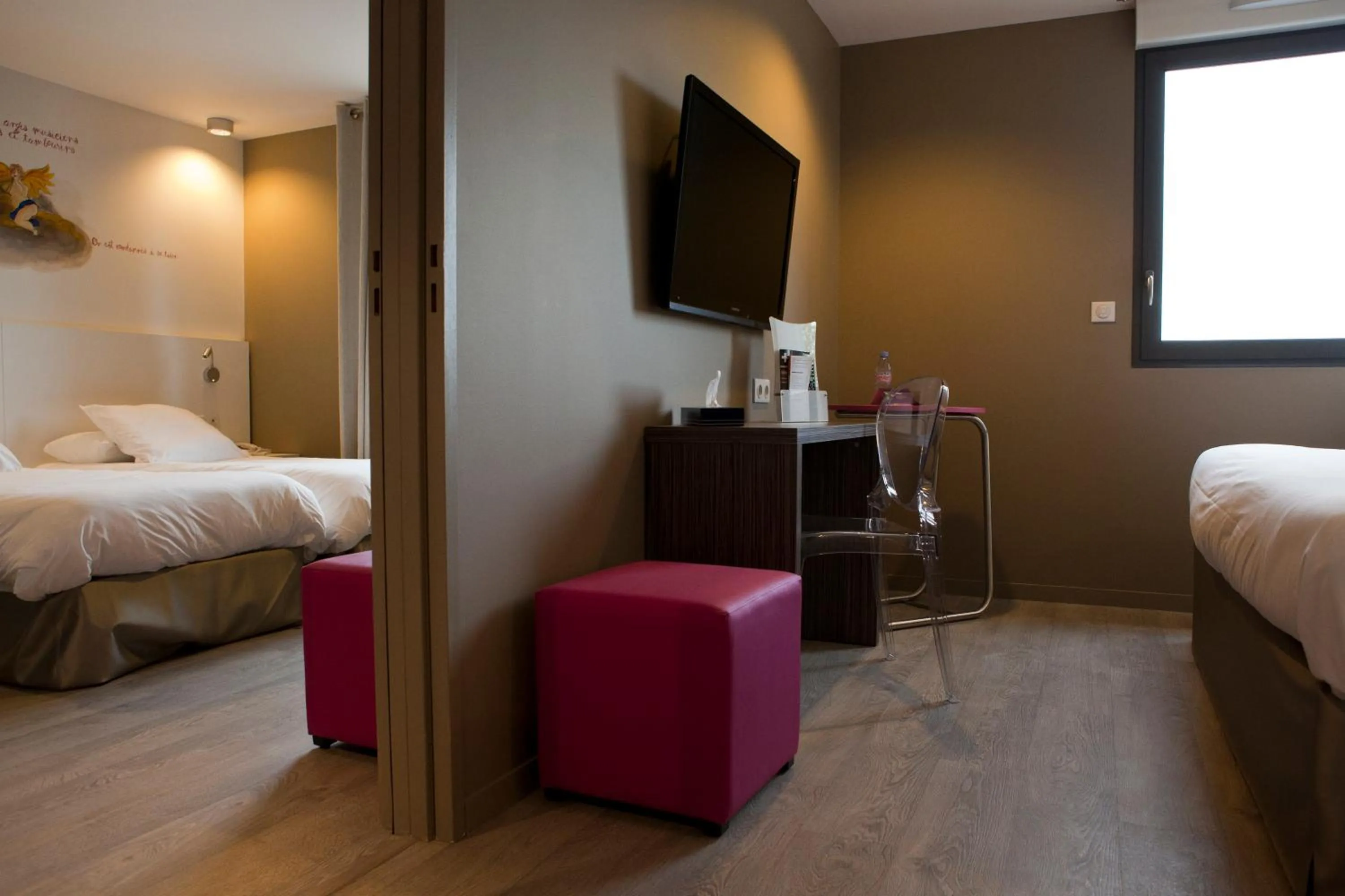 Bedroom, Bed in ibis Styles Rennes St. Gregoire