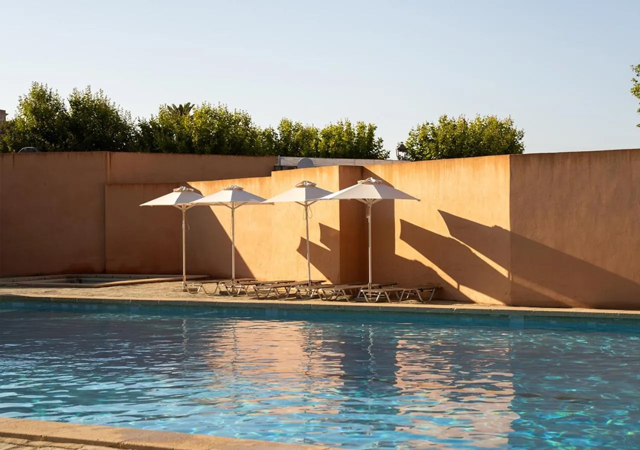 Swimming pool in Langley Resort Napoléon Bonaparte