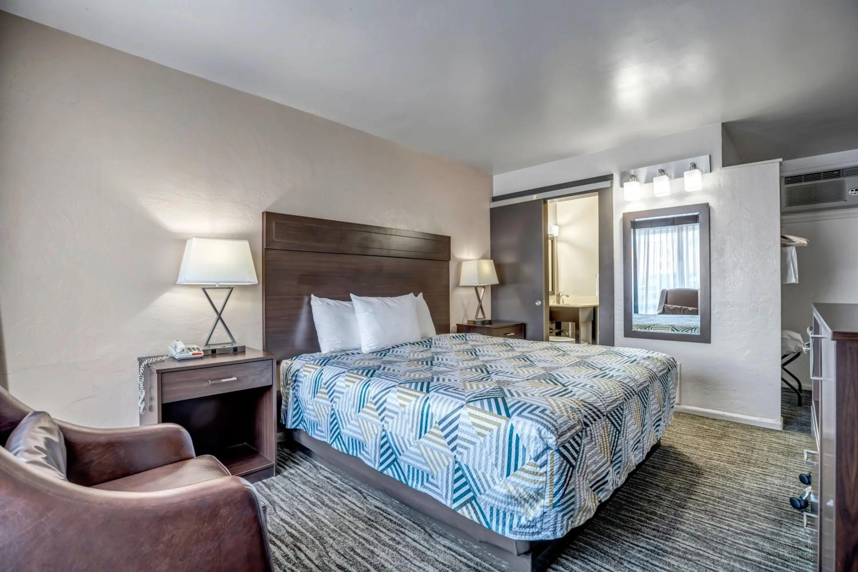 Bed in Eastside Lodge