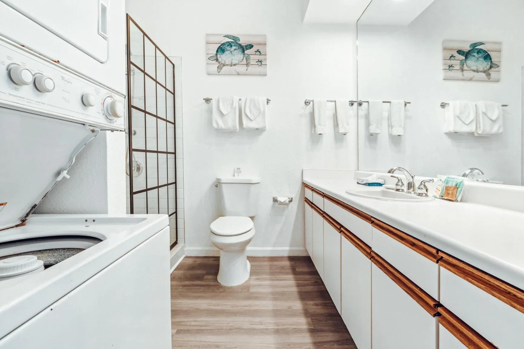 Bathroom in Banyan Harbor Resort