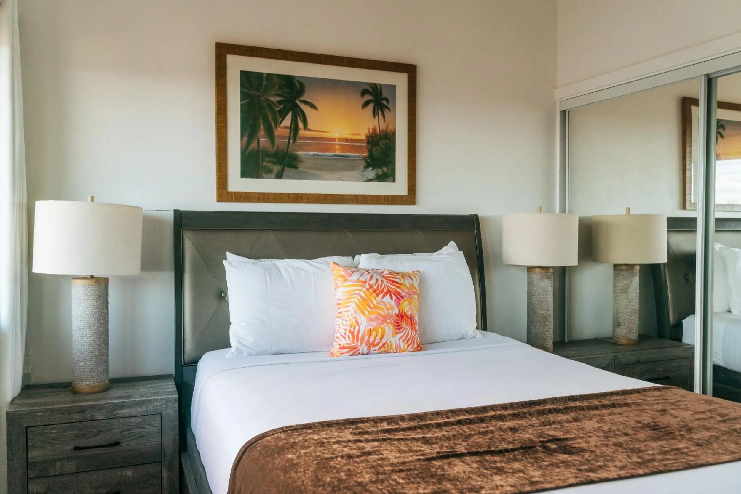 Photo of the whole room, Bed in Banyan Harbor Resort