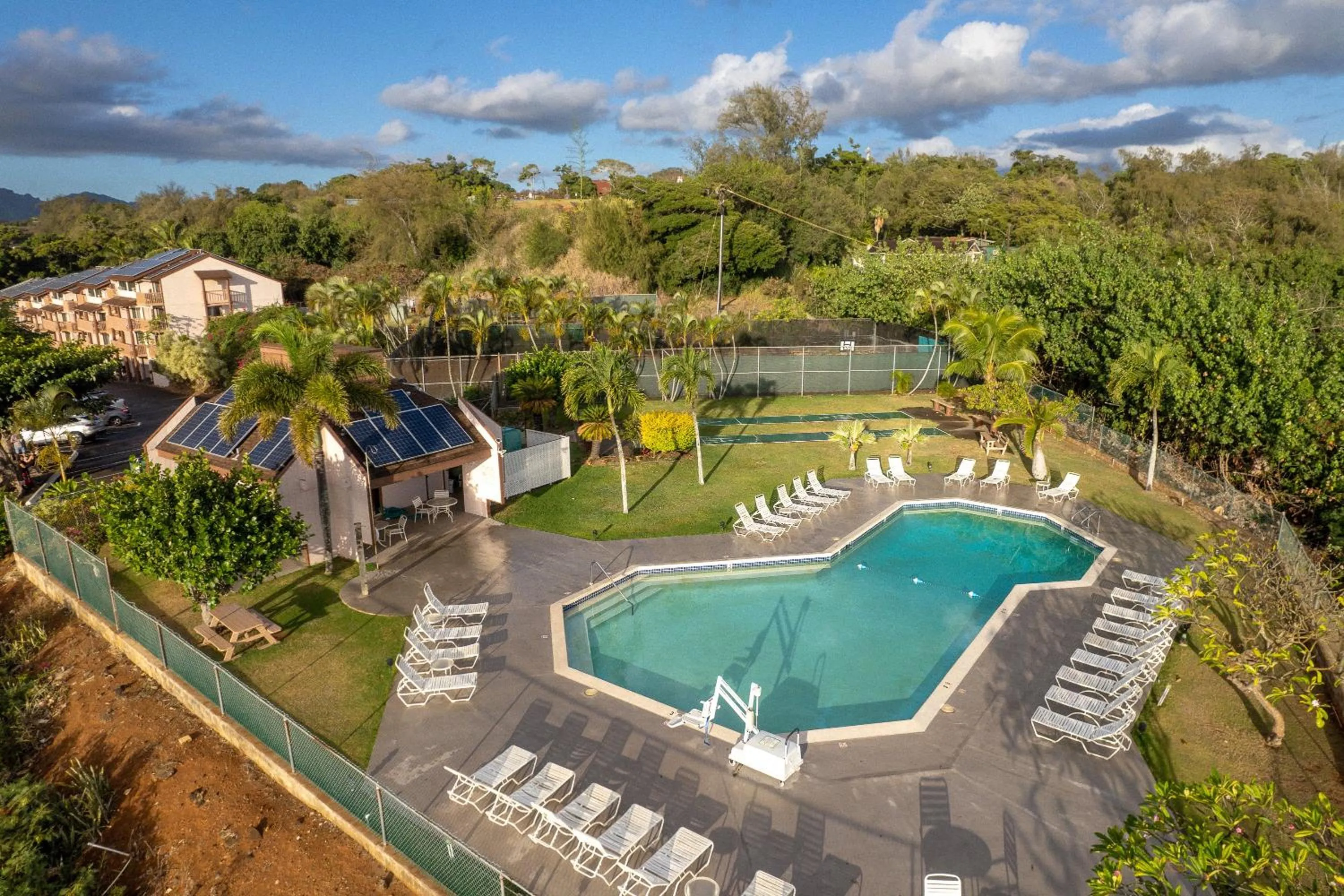 Swimming pool in Banyan Harbor Resort