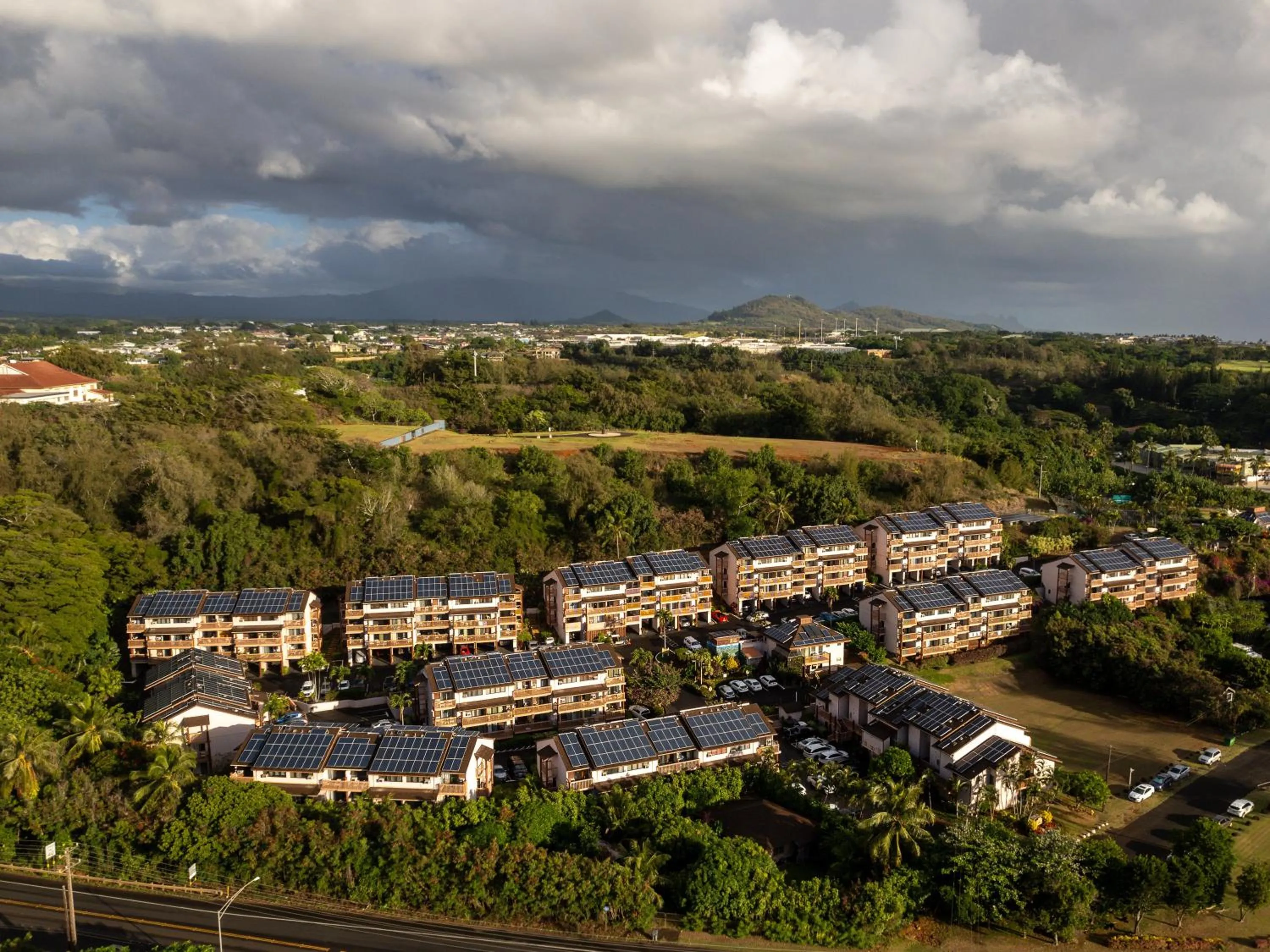 Property building in Banyan Harbor Resort